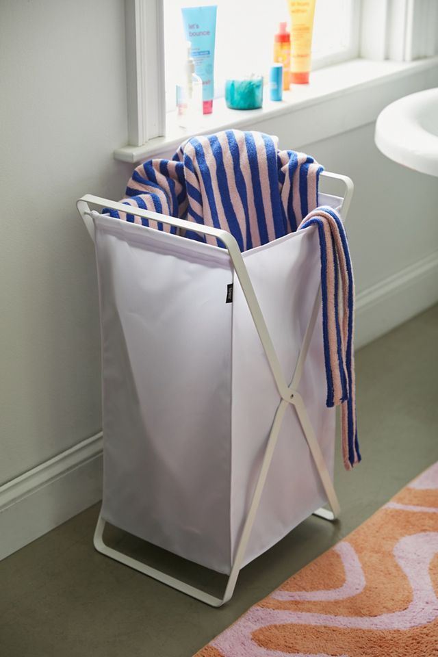 Collapsible Upright Tower Laundry Hamper in White Steel