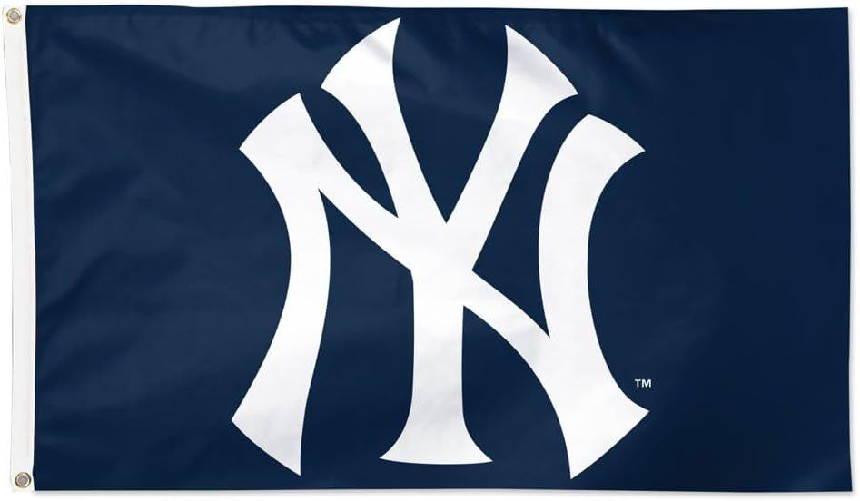 New York Yankees 3' x 5' Polyester Flag with Grommets