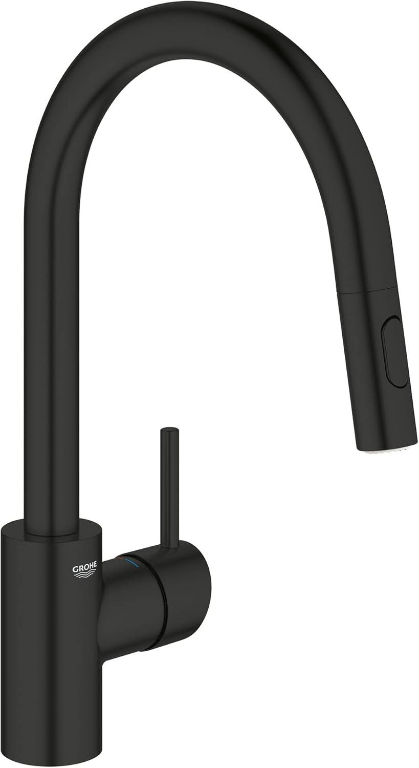 Sleek Matte Black Single-Handle Pull-Down Kitchen Faucet