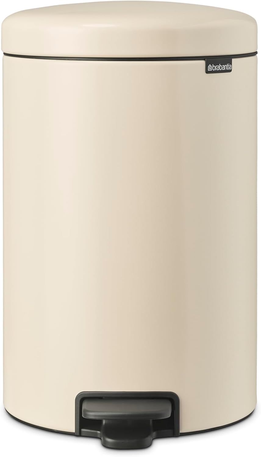 Soft Beige Round Plastic Step-On Kitchen Trash Can, 5.3 Gallons