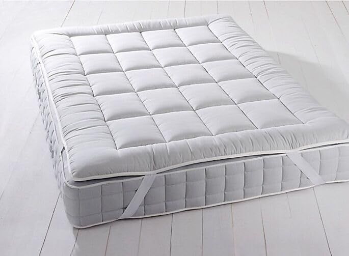 Queen Plush Down Alternative Mattress Topper with Anchor Bands