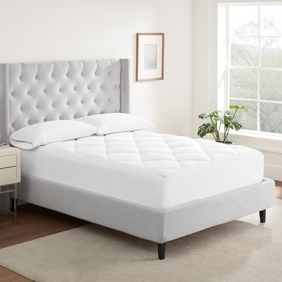 Twin White Cotton Sateen Sweat-Wicking Mattress Topper