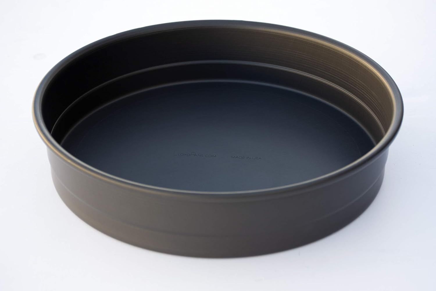 Pre-Seasoned Dark Aluminum Deep Dish Pizza Pan