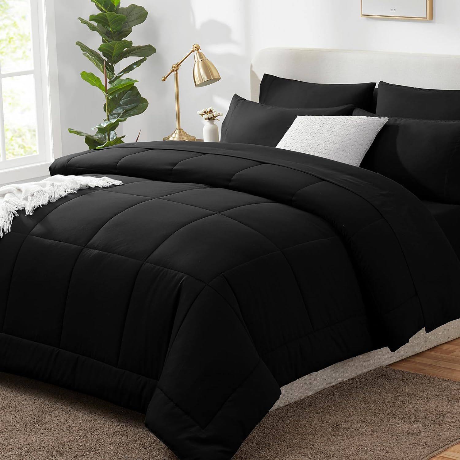 Black Queen Reversible Down Alternative Microfiber Bedding Set