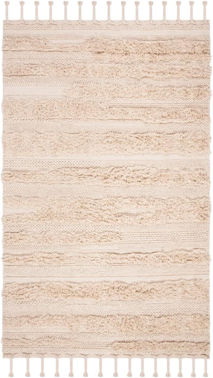 SAFAVIEH Casablanca Collection Area Rug - 7' Square, Beige, Handmade Moroccan Tassel Wool, Ideal for High Traffic Areas in Living Room, Bedroom (CSB450A)