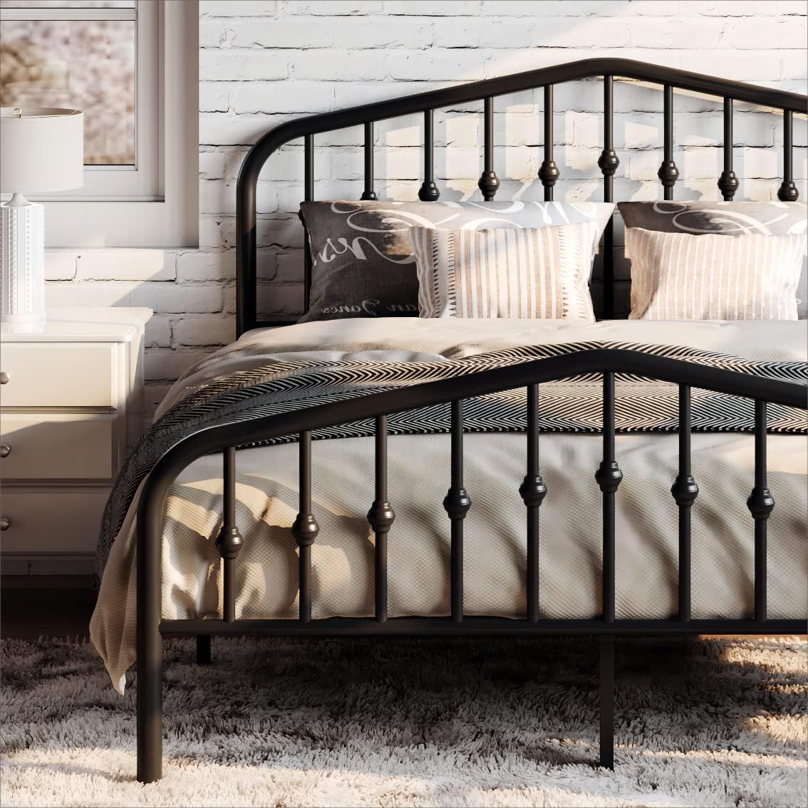 Queen Black Metal Platform Bed Frame with Victorian Headboard