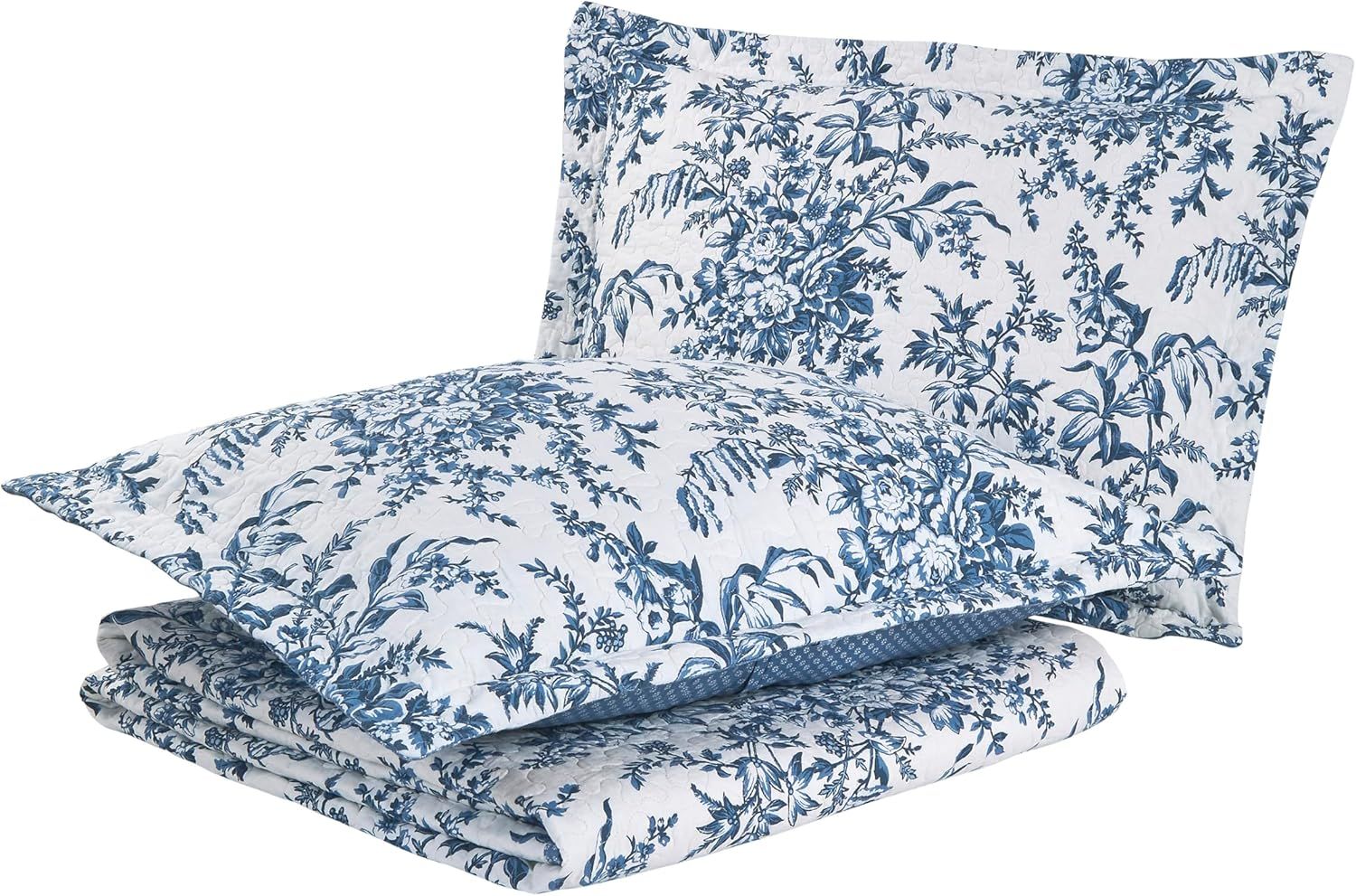 Delft Blue Floral Cotton Full Quilt Set with Shams