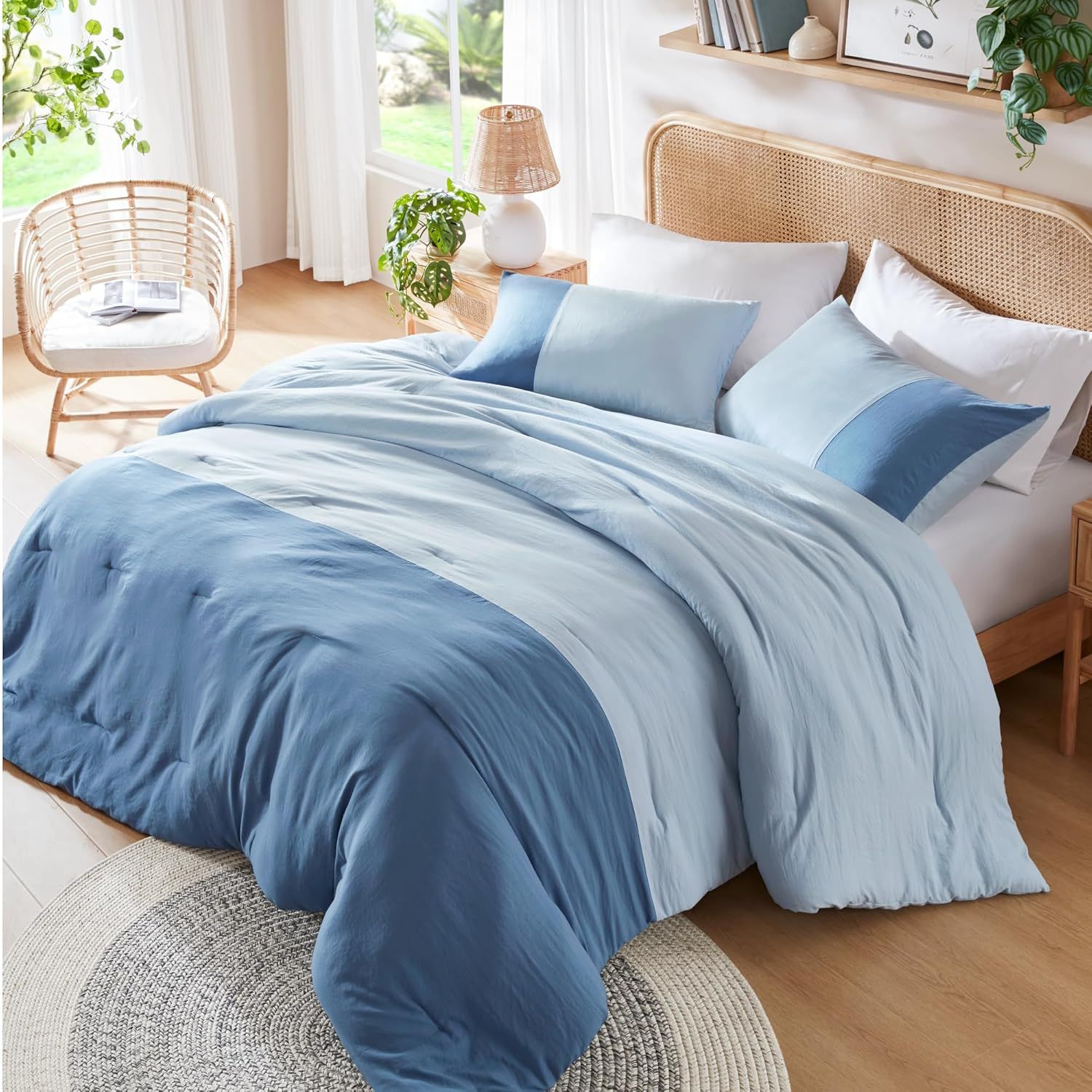 King Size Blue Microfiber Color Block Comforter Set