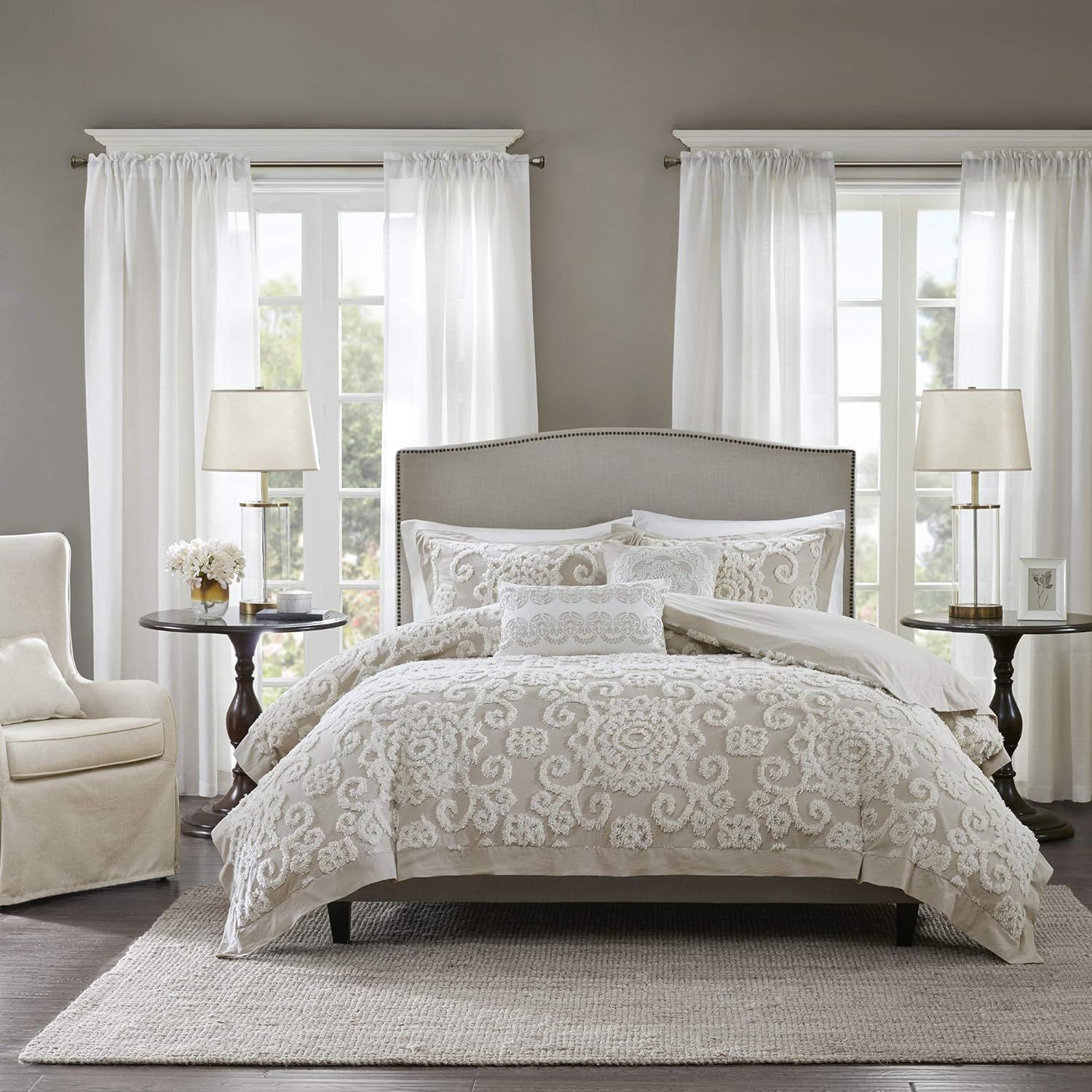 King White Cotton Embroidered Comforter Set with Shams