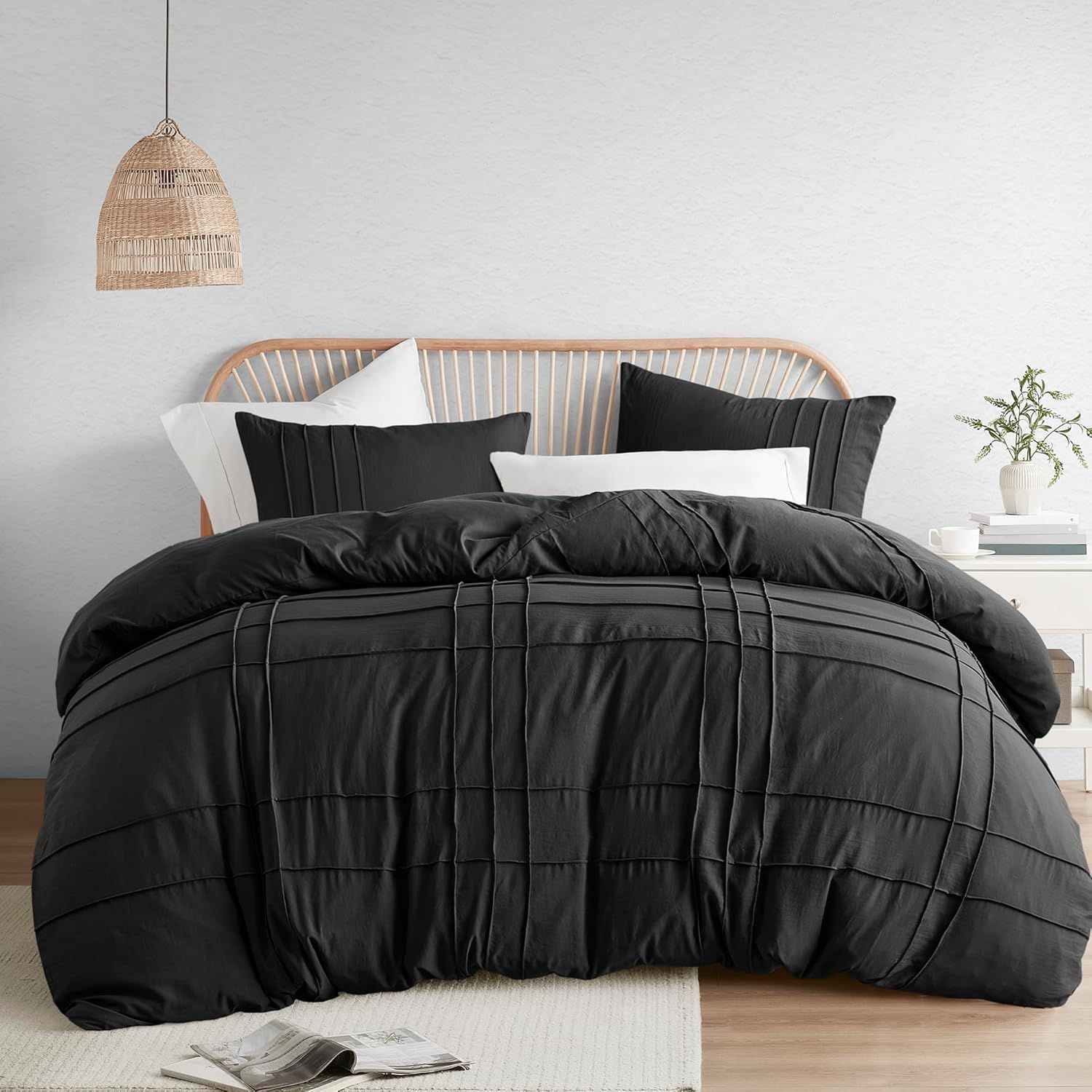 Black King Size Pintuck Pleated Microfiber Duvet Cover Set