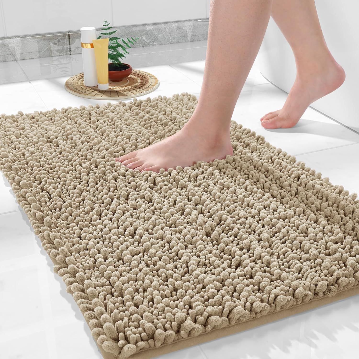 Pale Khaki High Pile Chenille Bath Rug 24 x 17