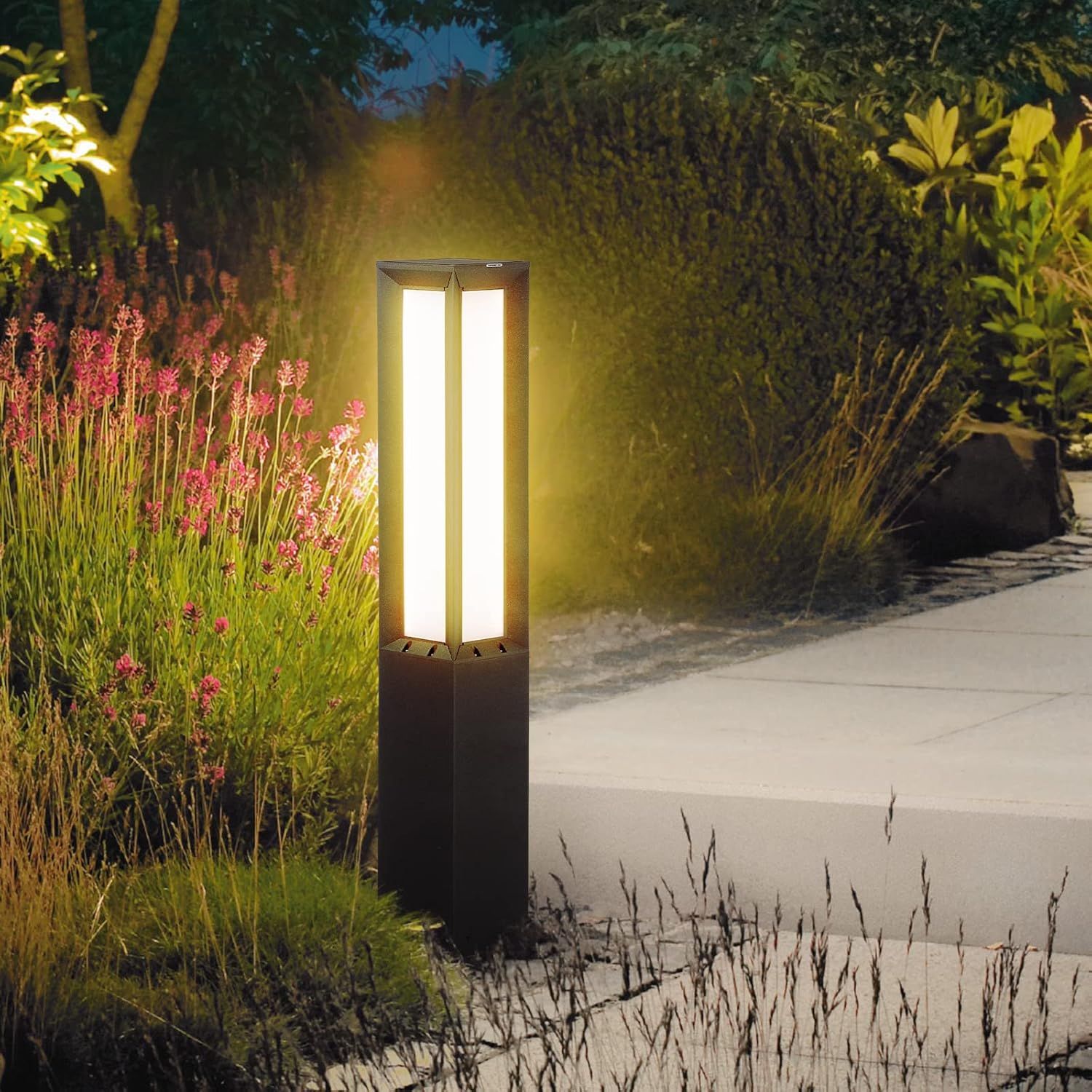 Stainless Steel Solar LED Pathway Light, 32 Inches