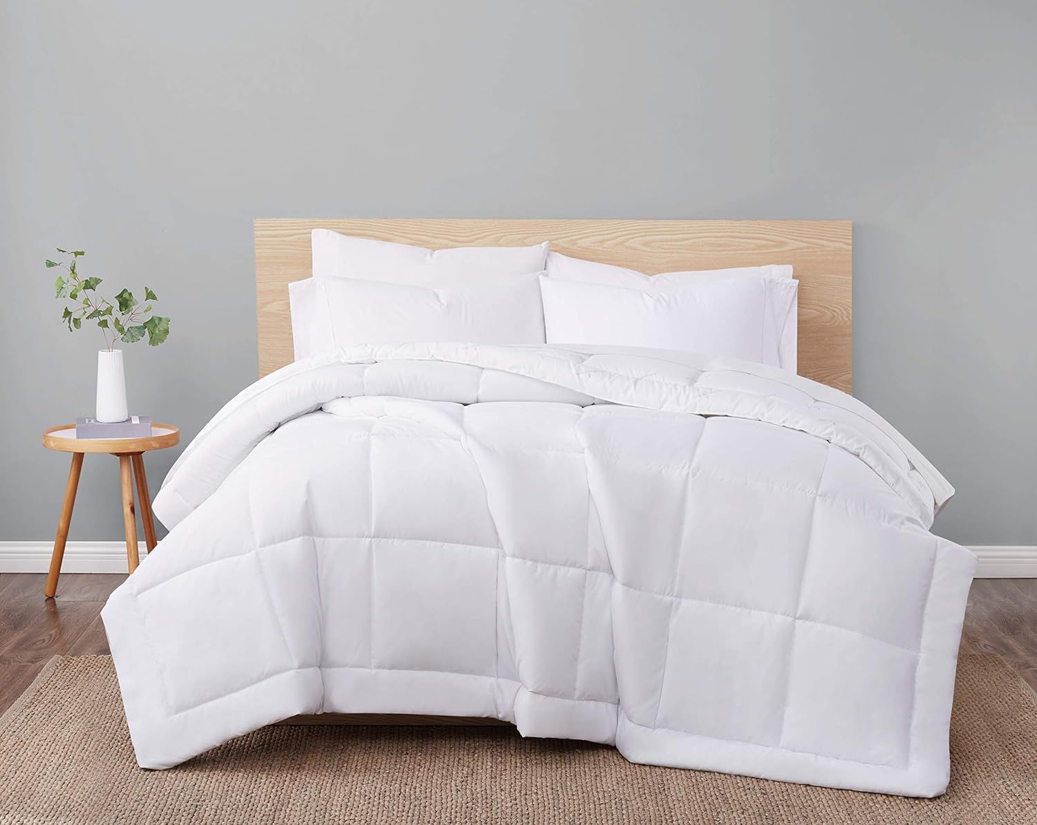 Twin White Reversible Down Alternative Microfiber Comforter Set