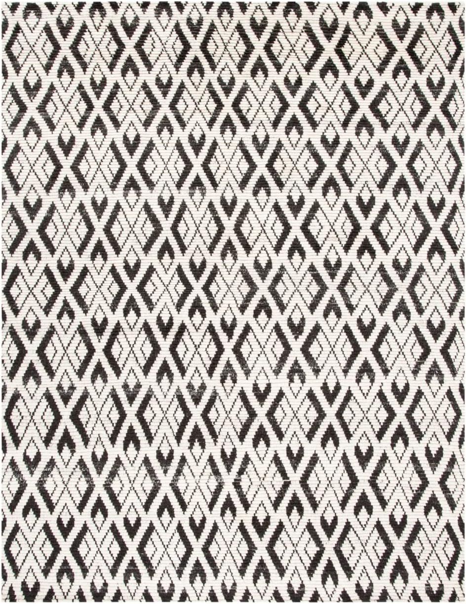 Safavieh Tibetan Collection Area Rug - 6' x 9', Ivory & Black, Hand-Knotted Modern Wool, Ideal for High Traffic Areas in Living Room, Bedroom (TIB606A)