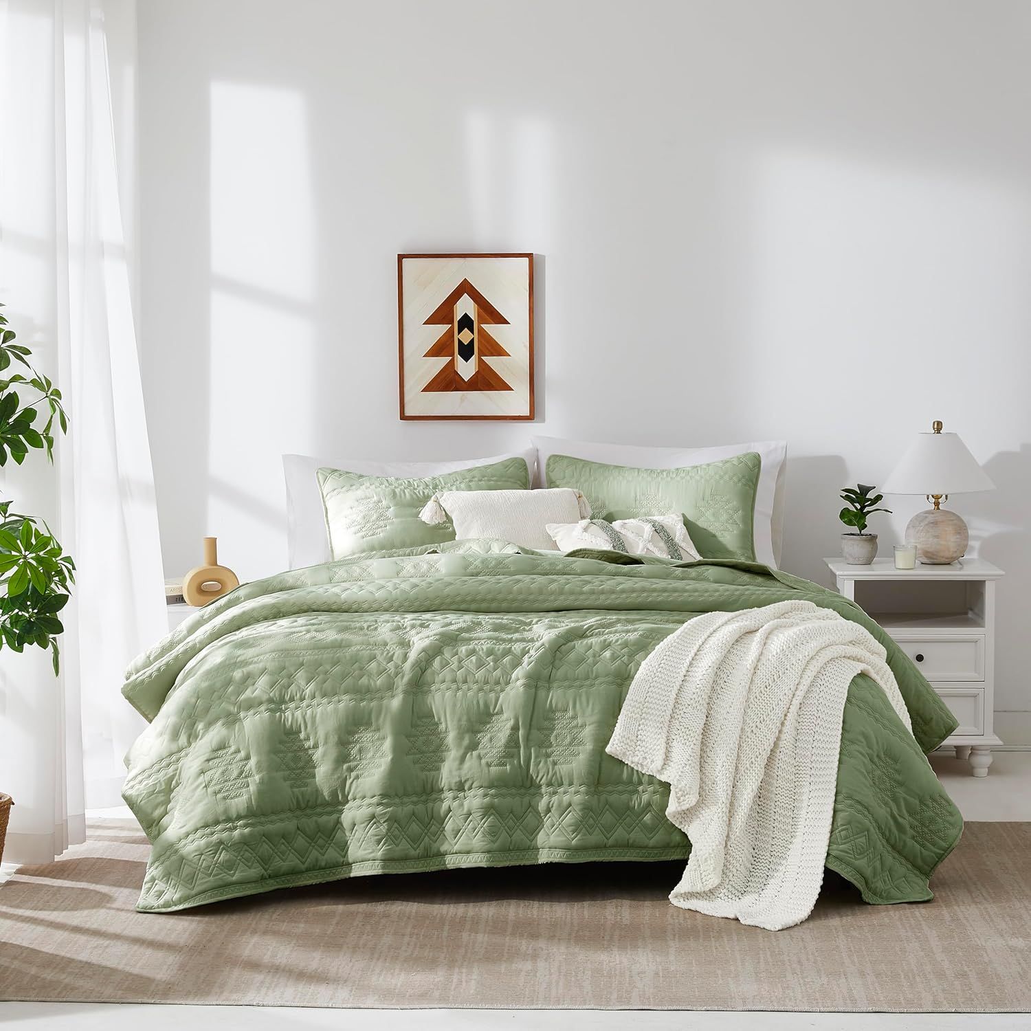 Ivory and Sage Green Queen Bedspread Set with Pillow Shams