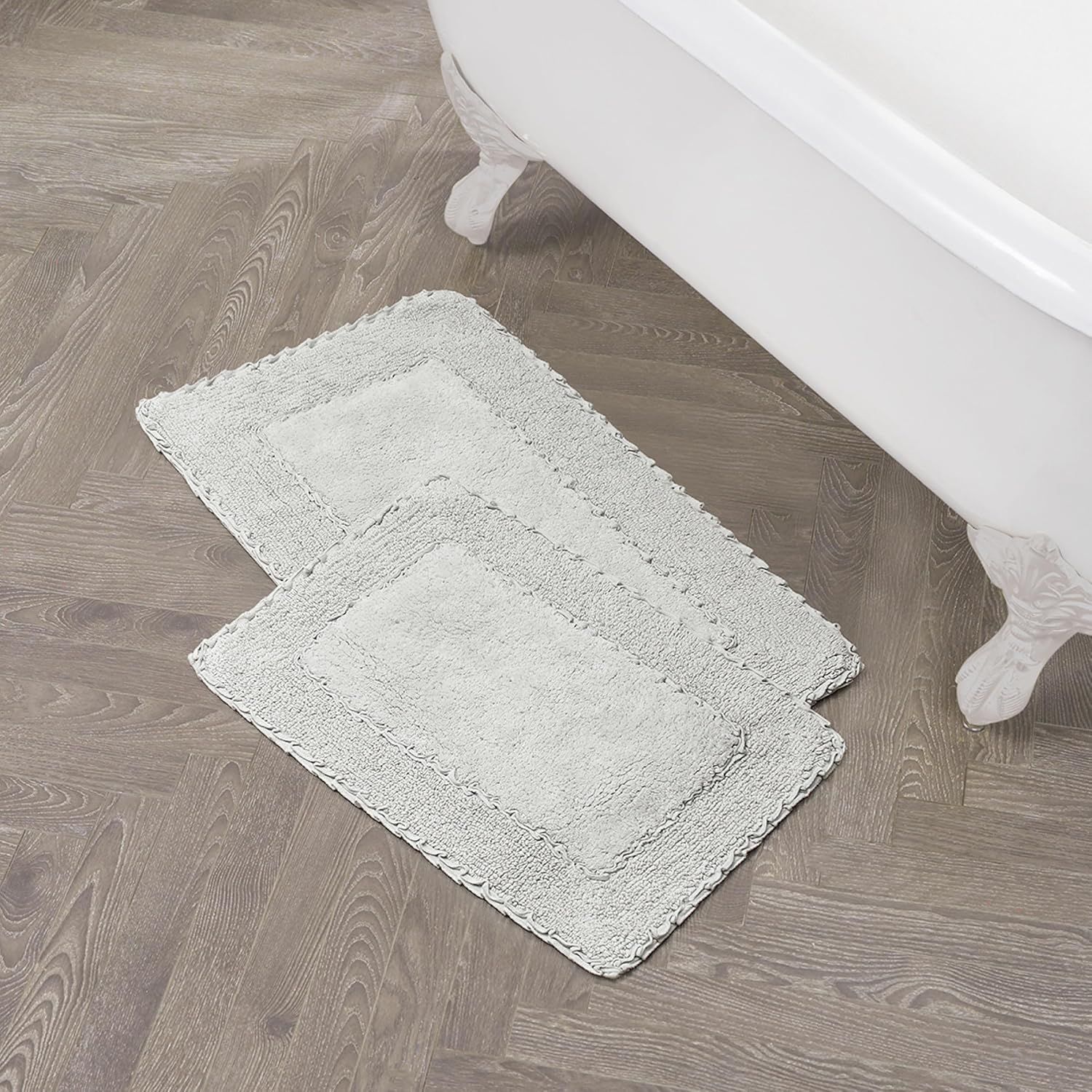 Light Gray Cotton Ruffle Border Bath Rug Set, 20" x 32"