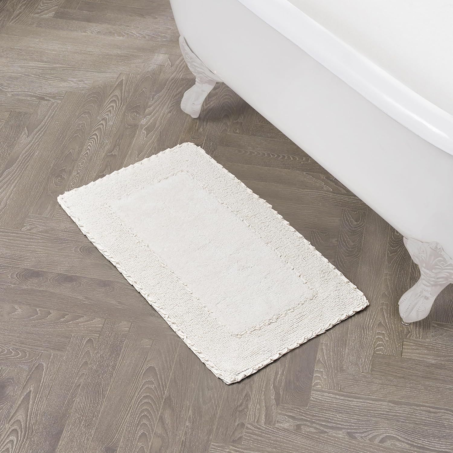 Ivory Cotton Ruffle Bath Rug 20" x 34"