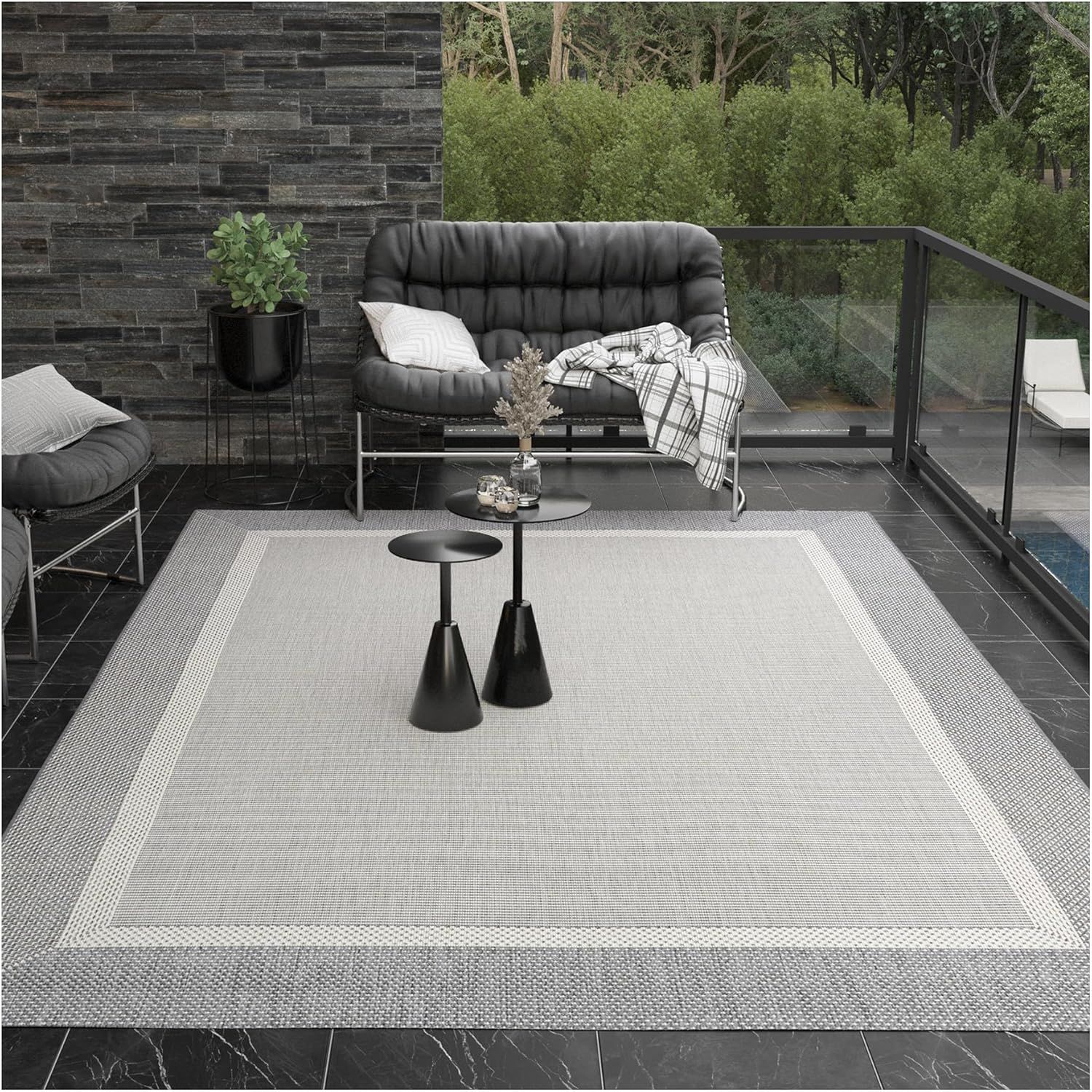 Recife Veranda Framework 5' x 7' Blue Indoor/Outdoor Area Rug