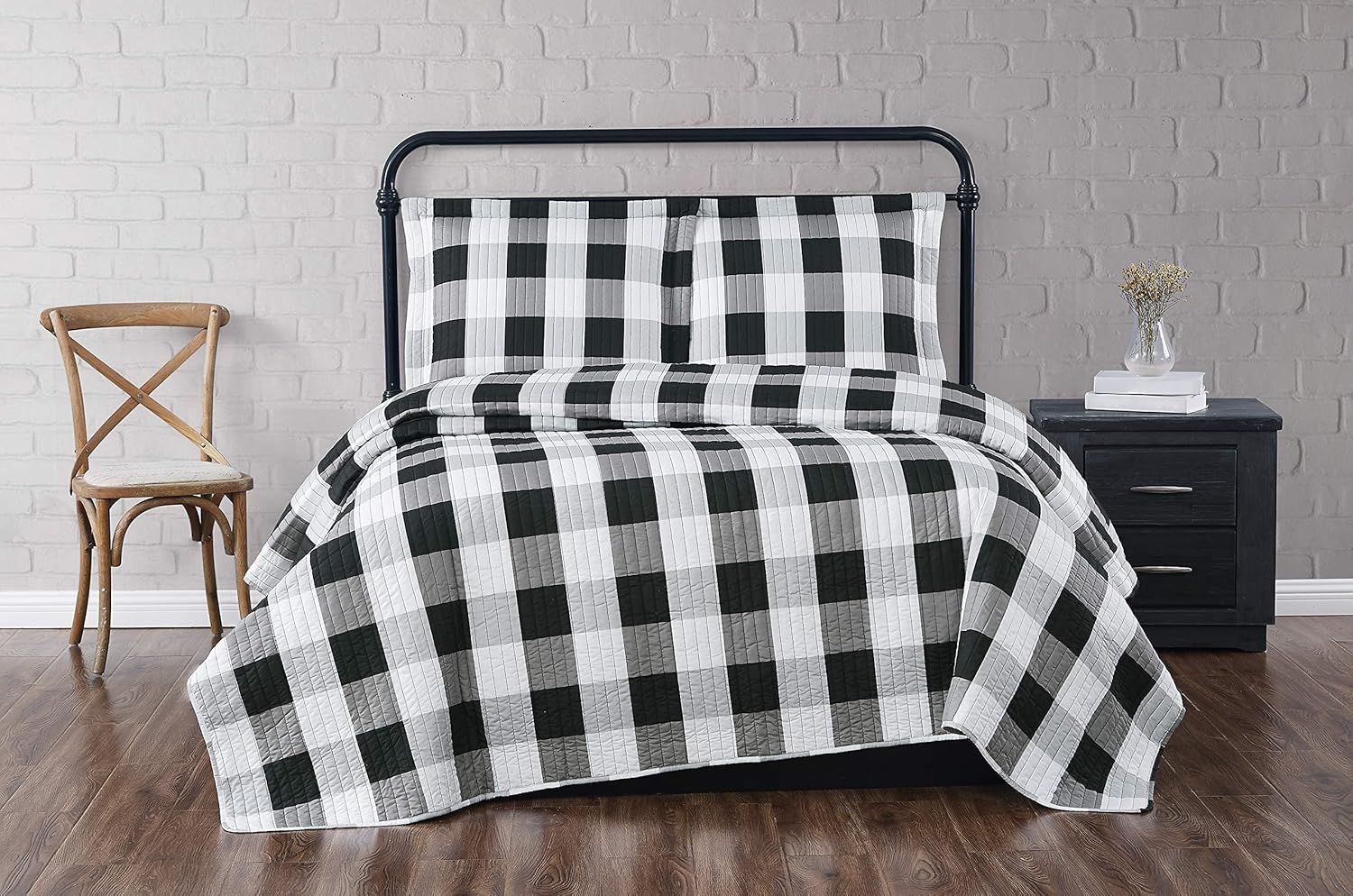 Black and White Buffalo Plaid Twin Microfiber Quilt Set