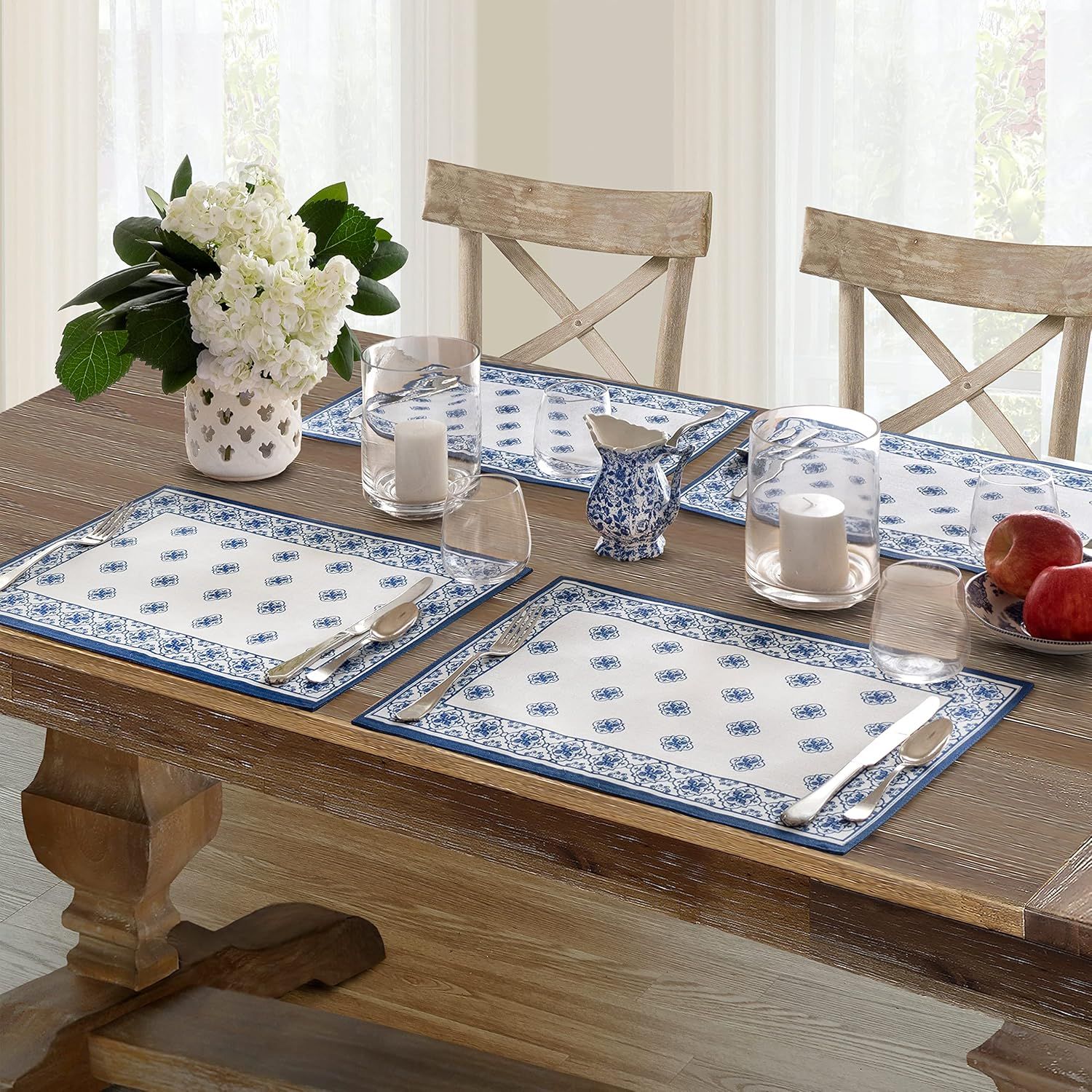 Mykonos Blue and White Rectangular Fabric Placemats, Set of 4