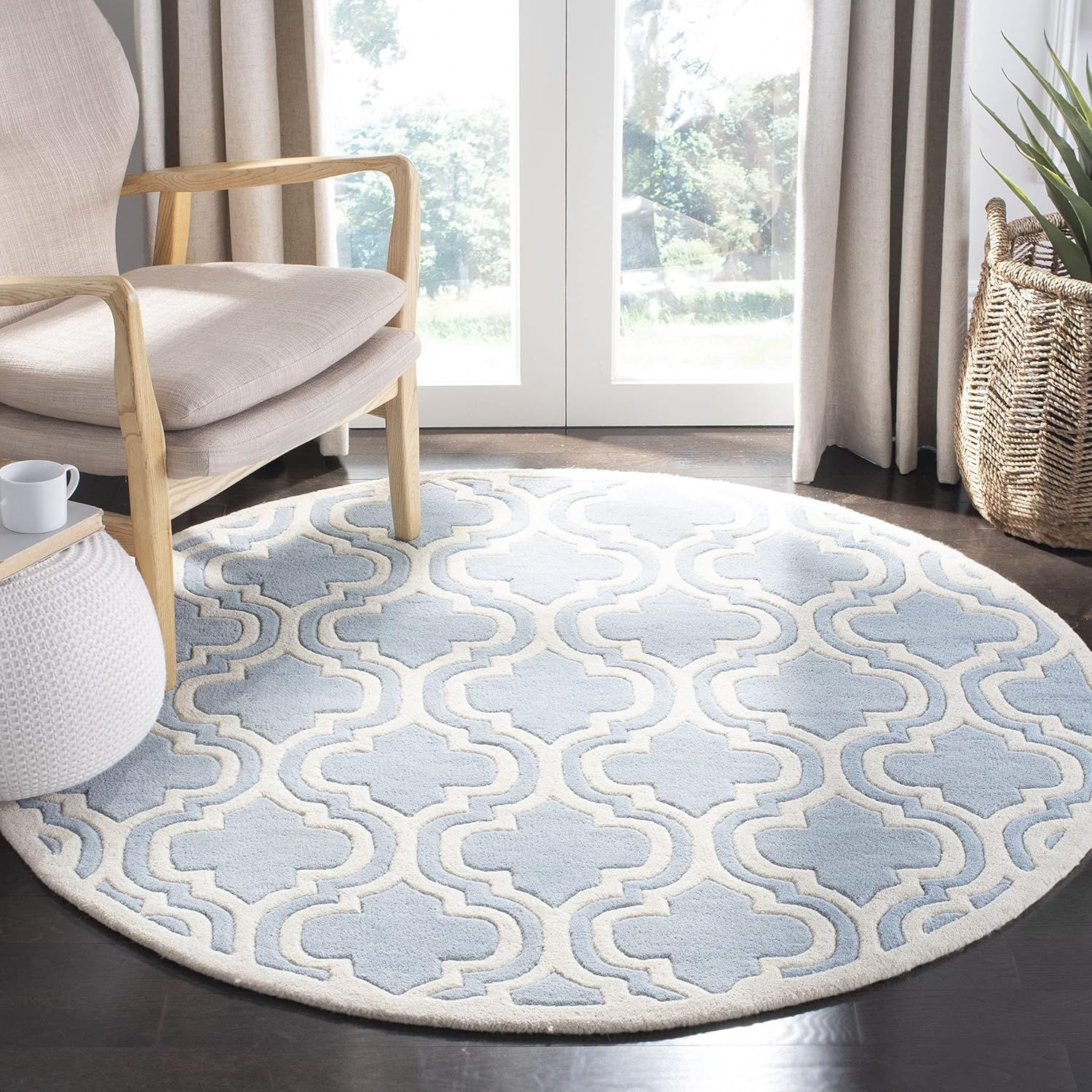 Handcrafted Blue & Ivory Round Wool Rug with Non-Slip Backing, 59"