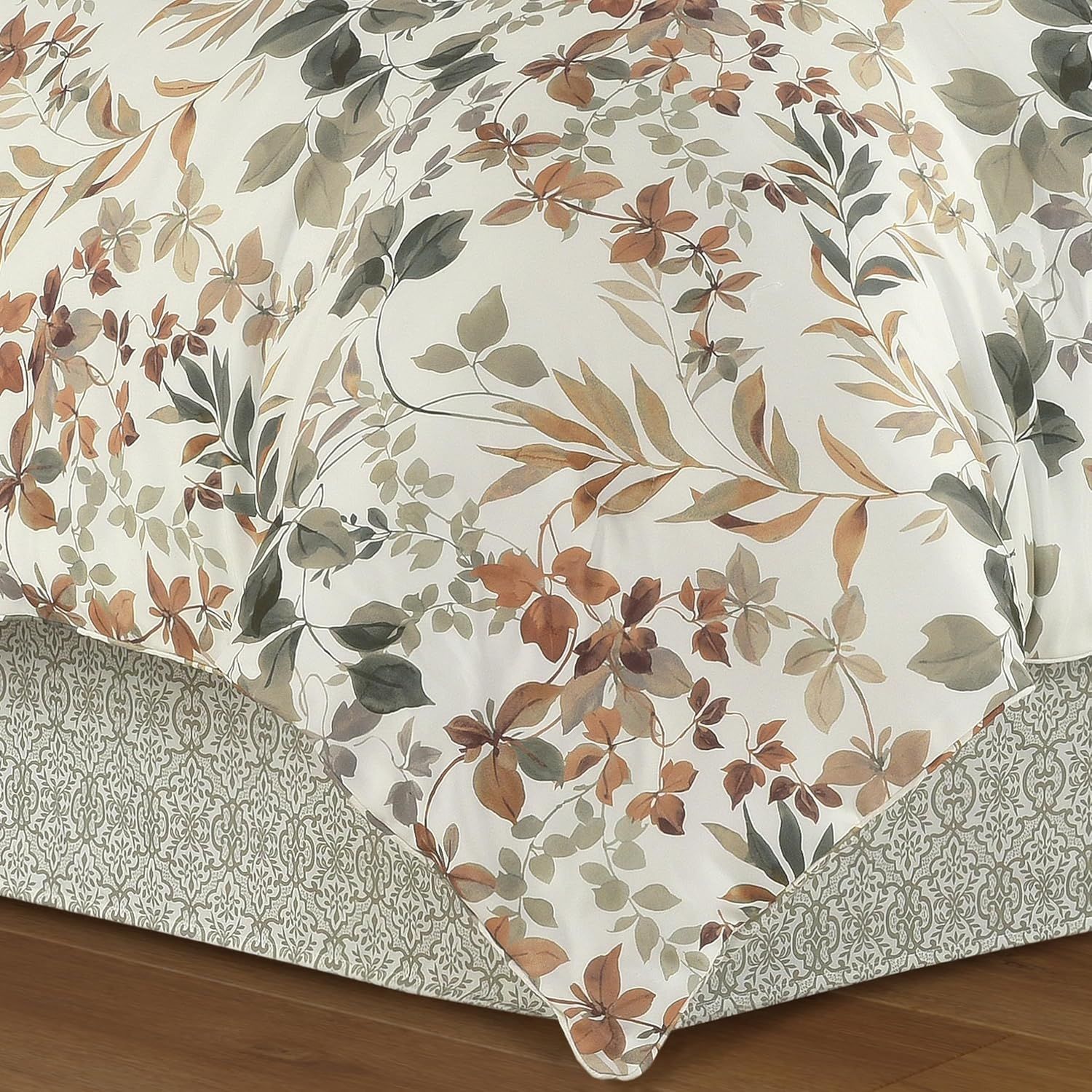 King Brown Microfiber Reversible Botanical Bedspread Set