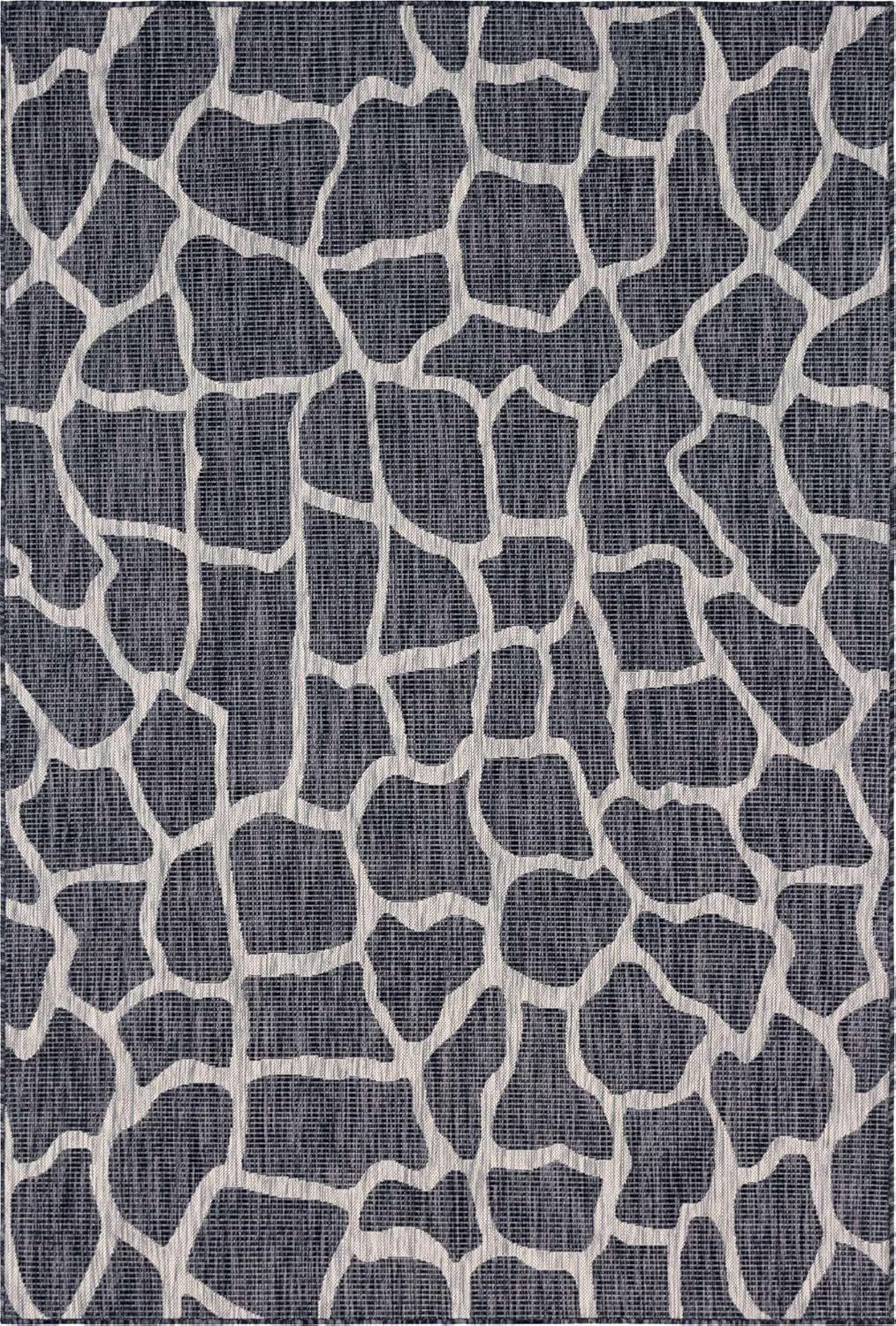 Dark Gray Abstract Synthetic 6' x 9' Easy-Care Outdoor Rug