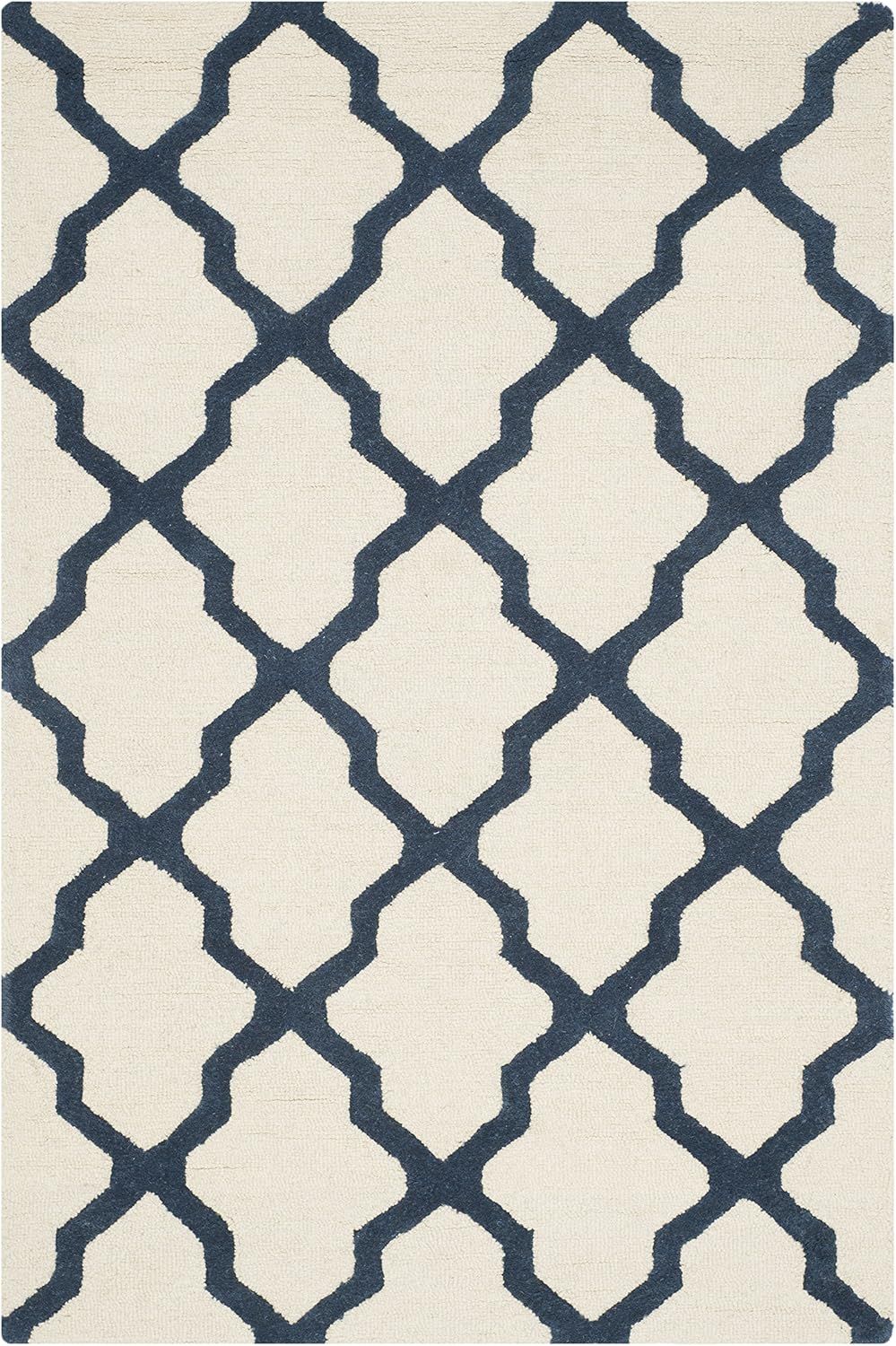 Ivory and Navy Hand-Tufted Wool Trellis Rug 2'6" x 4'