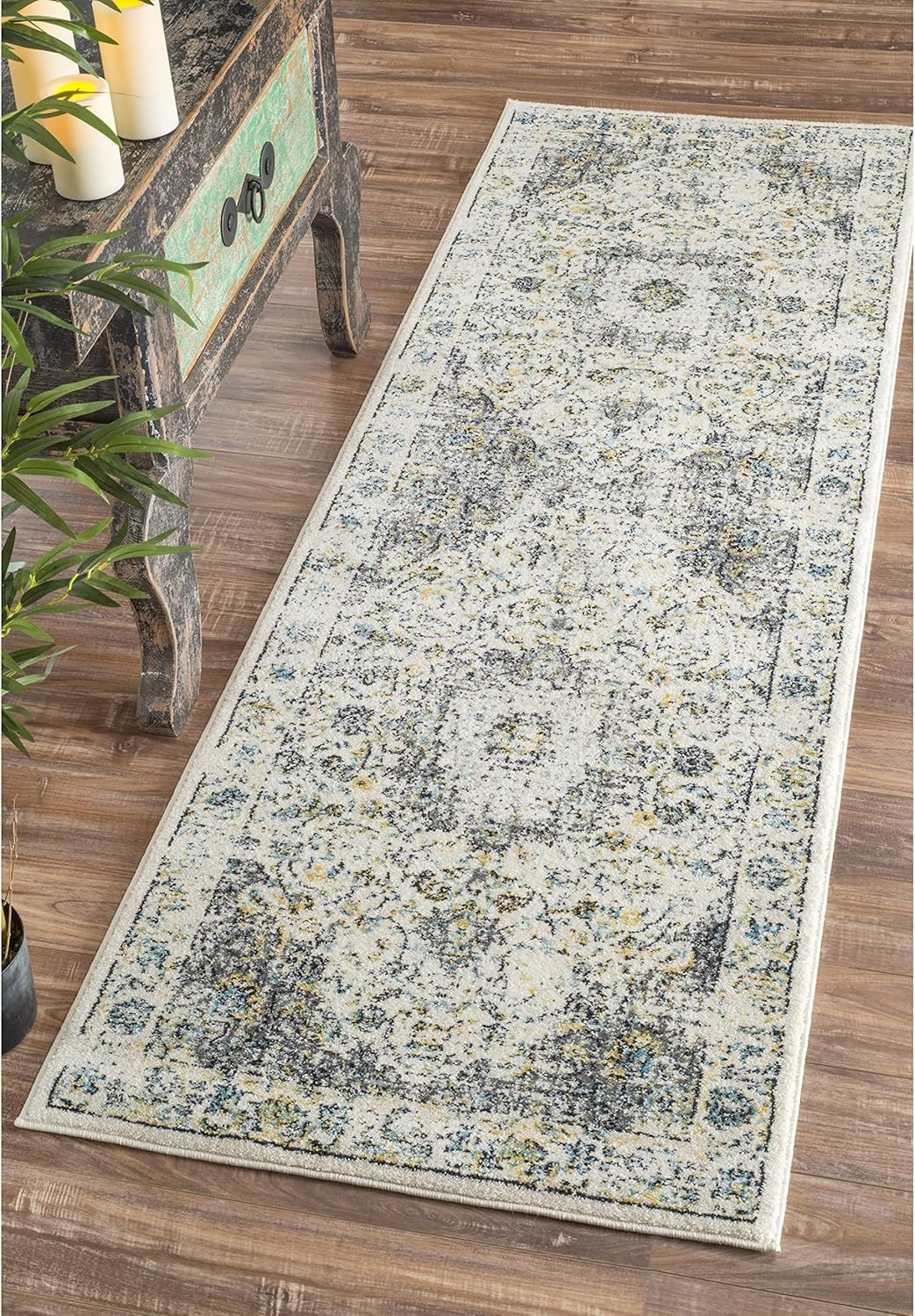 Verona Vintage Gray 2'8" x 8' Synthetic Runner Rug