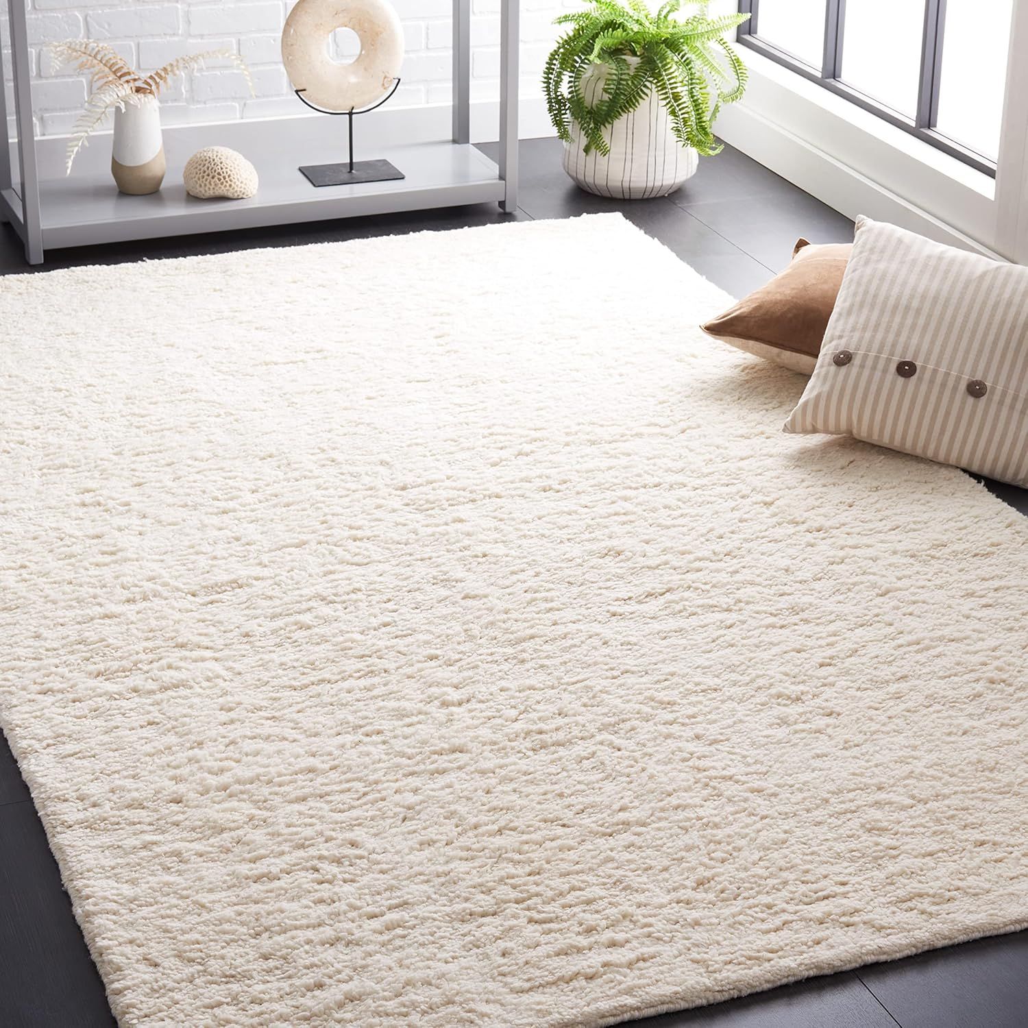 Ivory Hand-knotted Wool Shag Rug, 3' x 5'