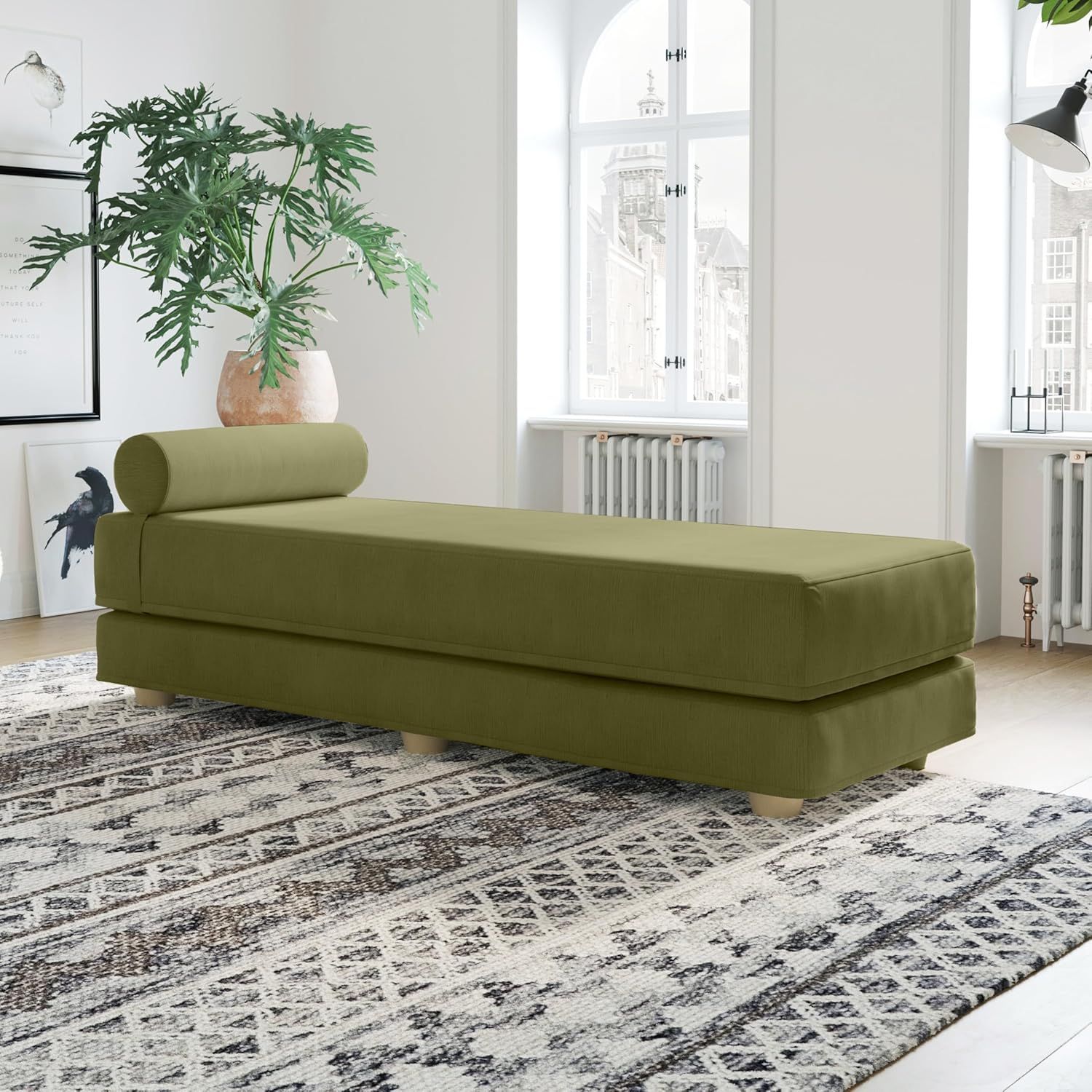 Moss Green Velvet Upholstered Queen Daybed with Wood Feet