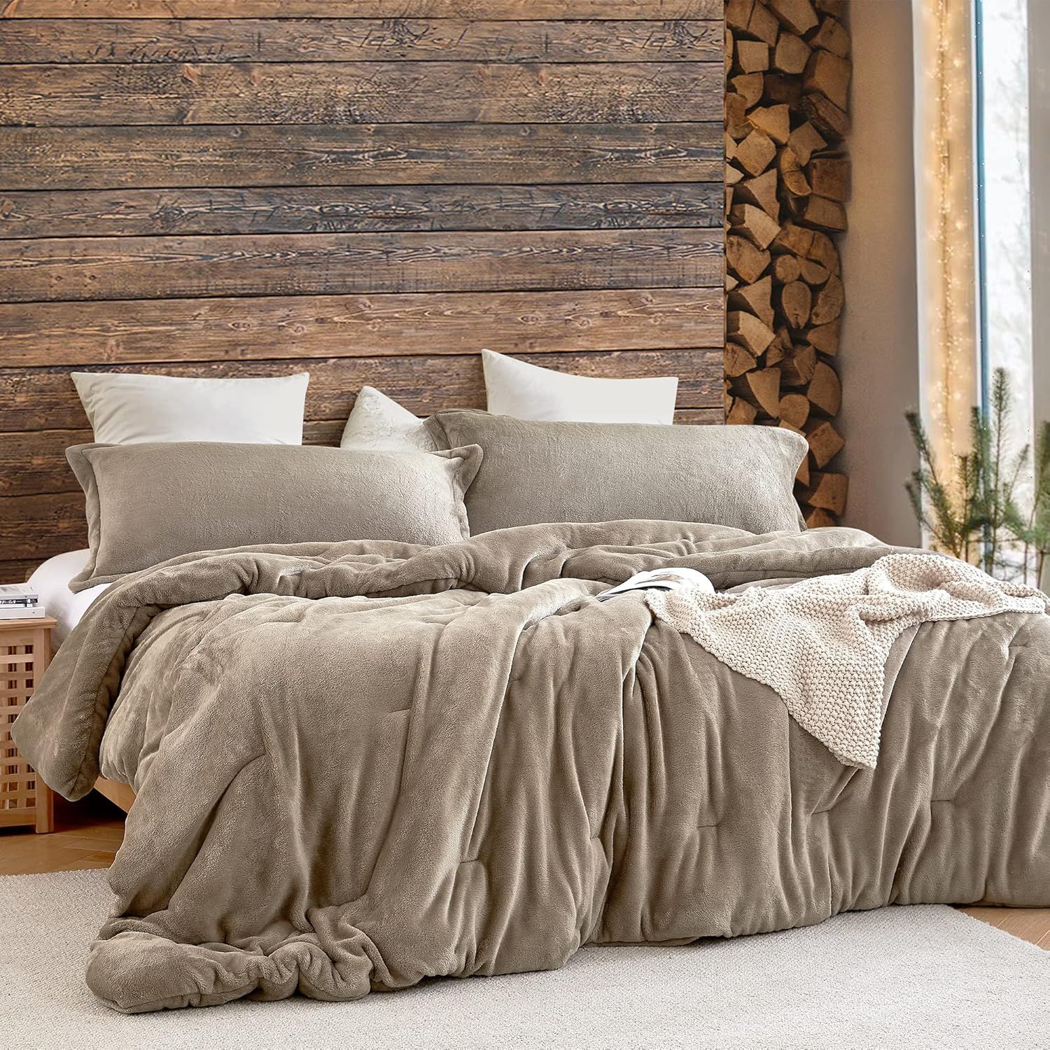 Winter Twig Oversized King Brown Plush Comforter Set