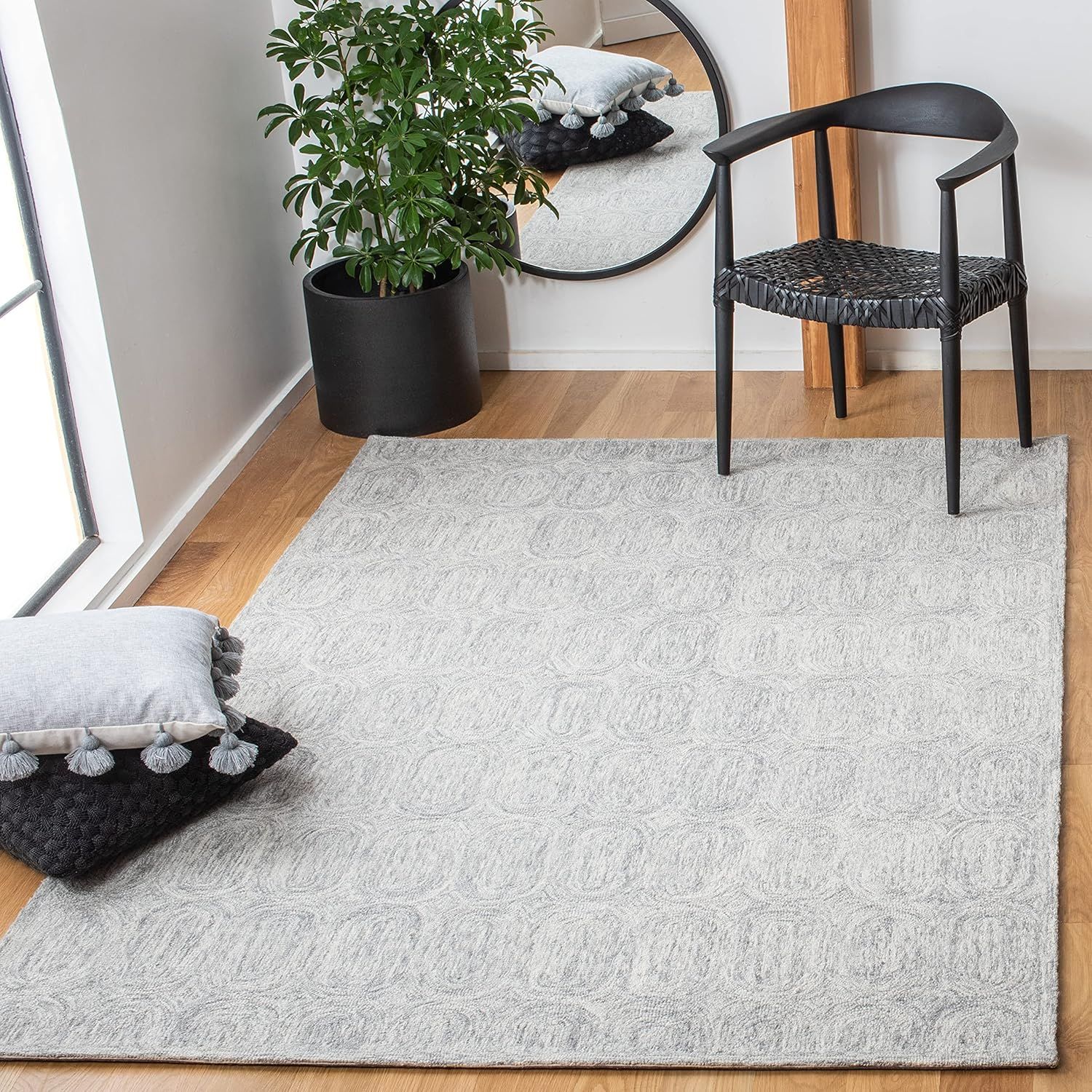 Hand-Tufted Elegance Gray Wool 6' Square Rug