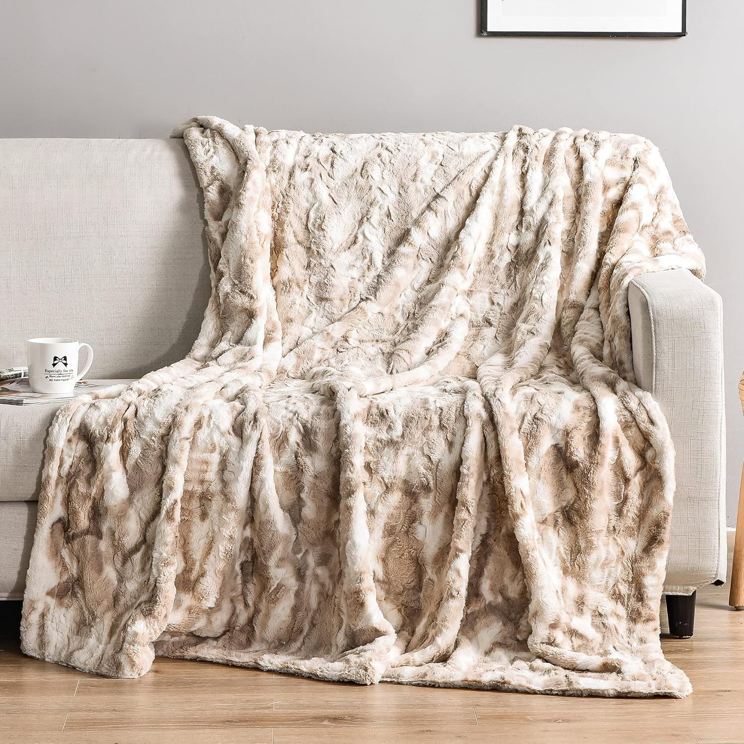 Luxurious Beige Faux Fur 50" x 60" Throw Blanket