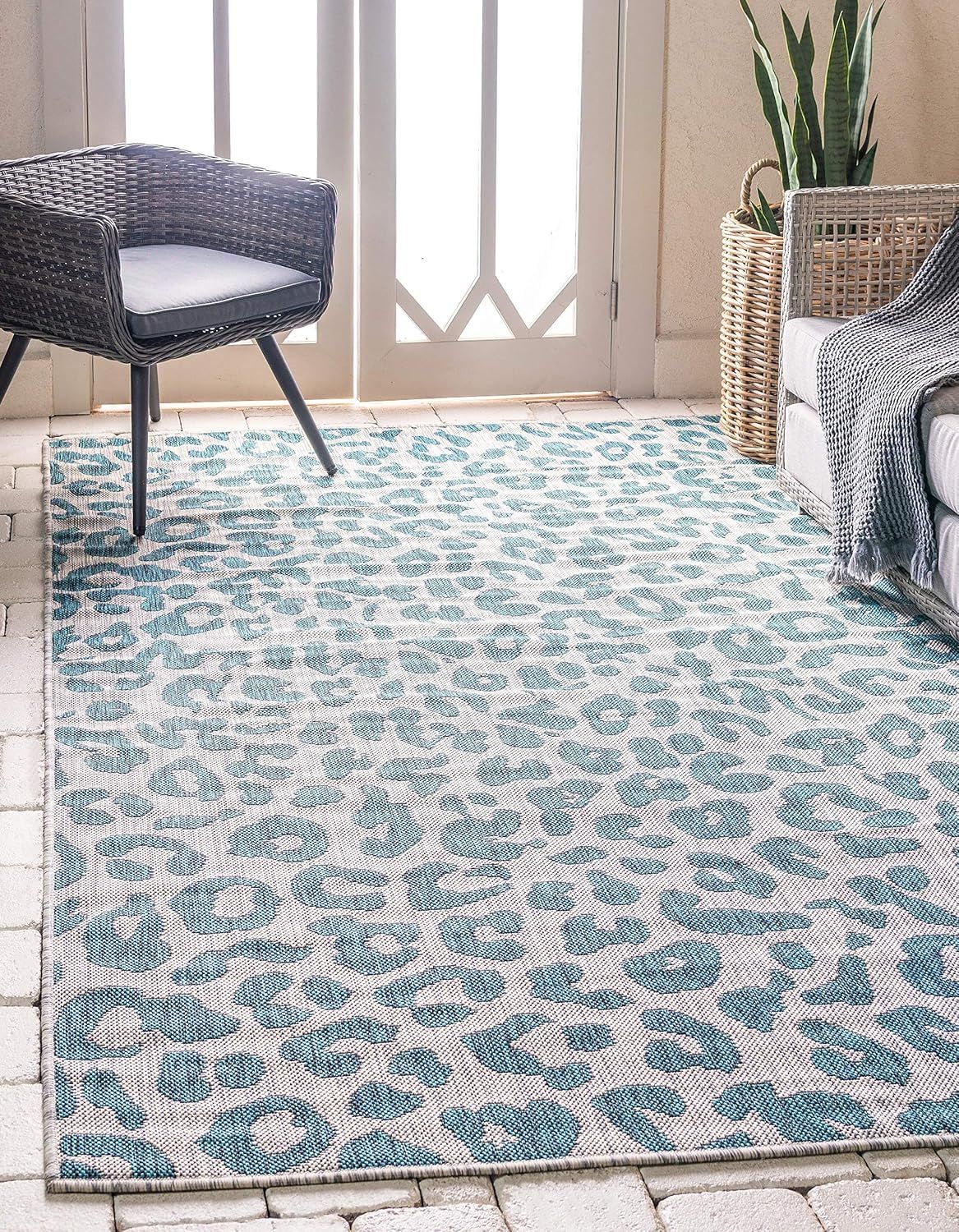 Vibrant Teal & Gray Outdoor Safari 6' x 9' Synthetic Area Rug