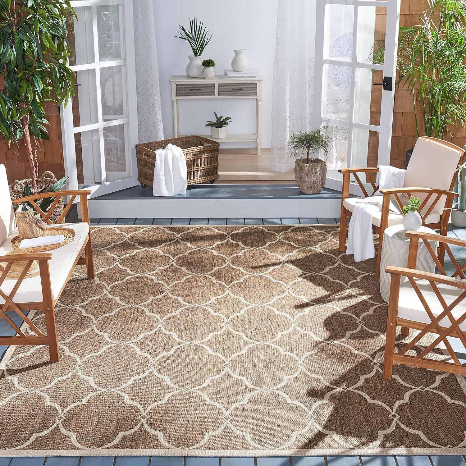 Beige and Cream Geometric 8' x 10' Indoor/Outdoor Synthetic Rug