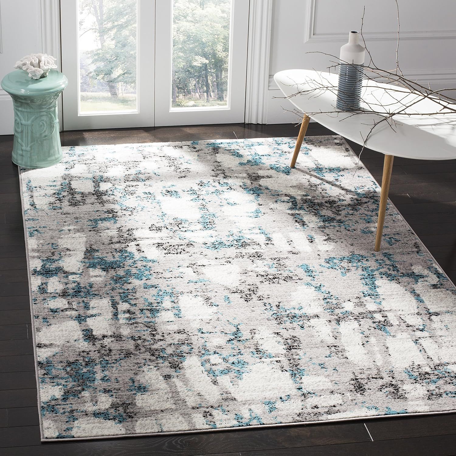 Skyler 4' Square Grey and Blue Synthetic Medallion Rug