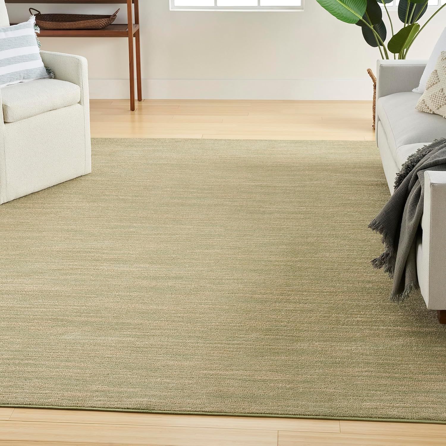 Green Gold 6' x 9' Washable Synthetic Area Rug