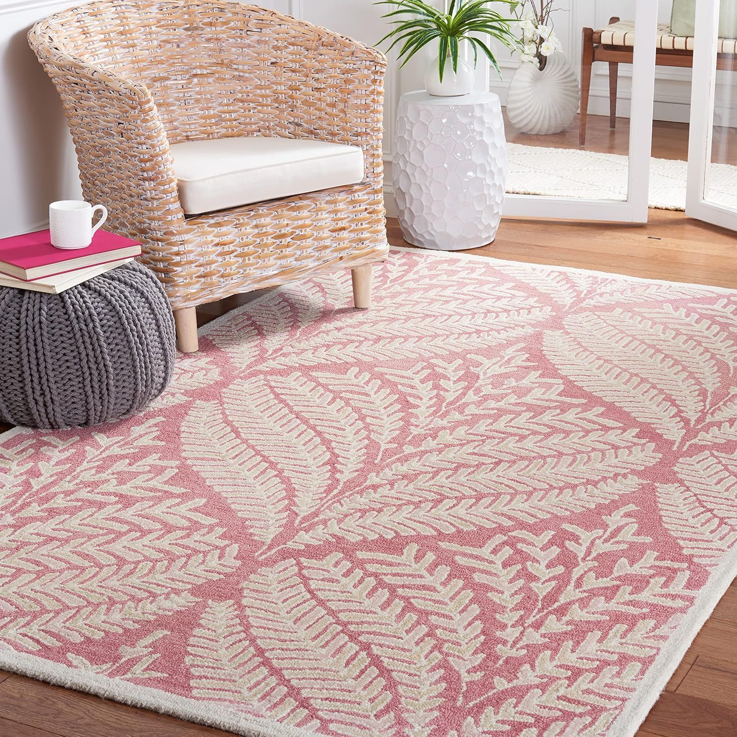 Capri 5' Square Pink and Ivory Hand-Tufted Wool Rug