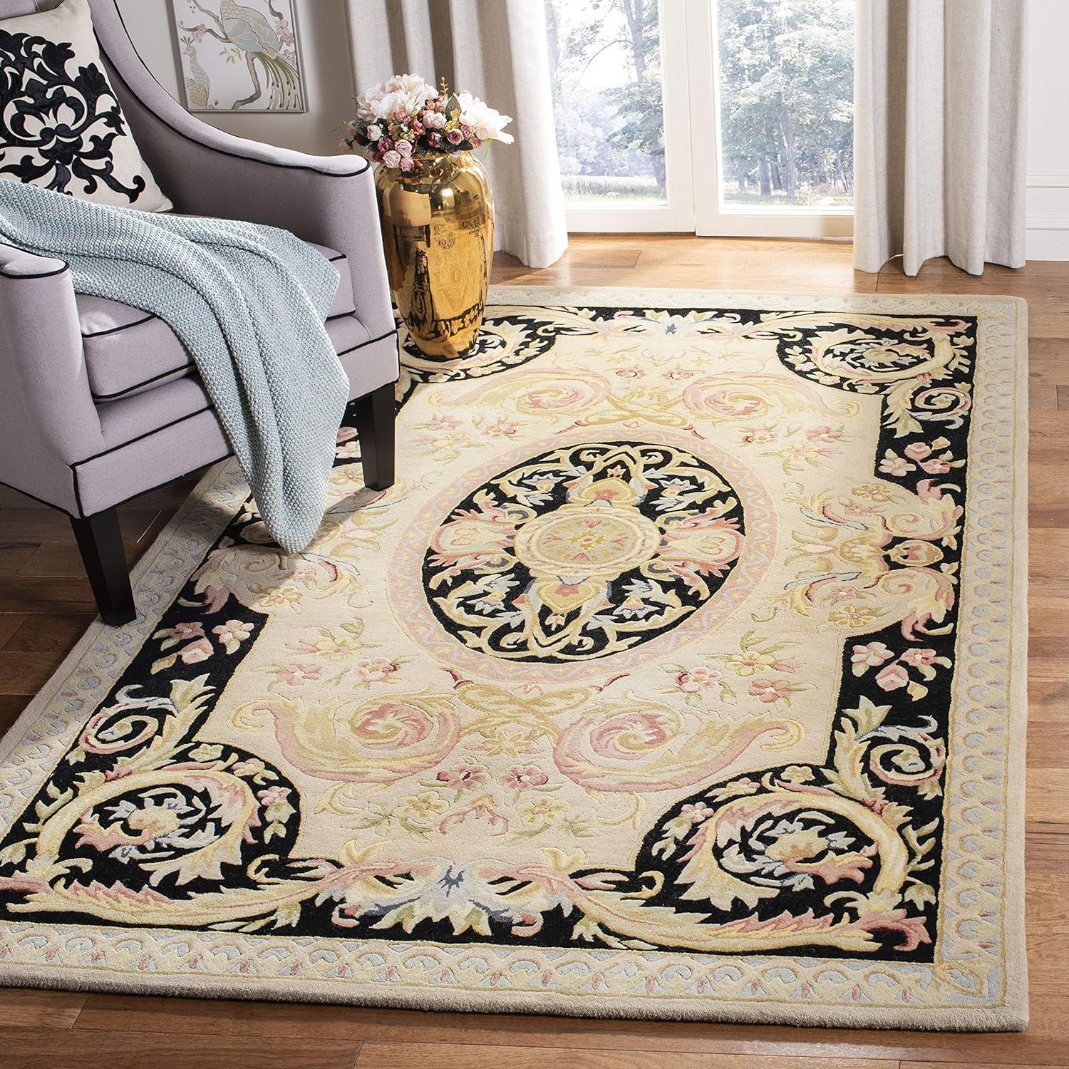Ivory and Gold Hand-Tufted Wool 10' x 14' Traditional Area Rug