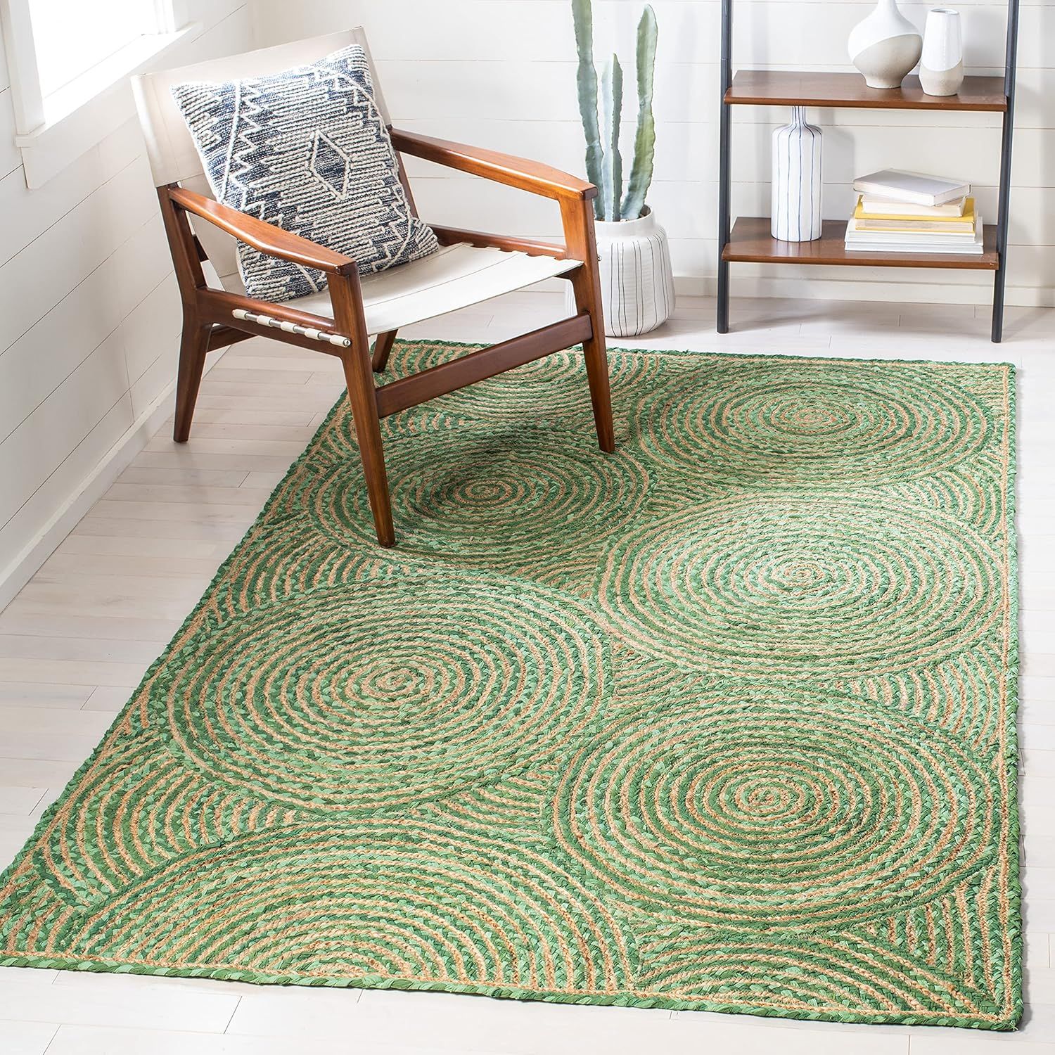 Handmade Green and Natural Geometric Jute Area Rug, 3' x 5'