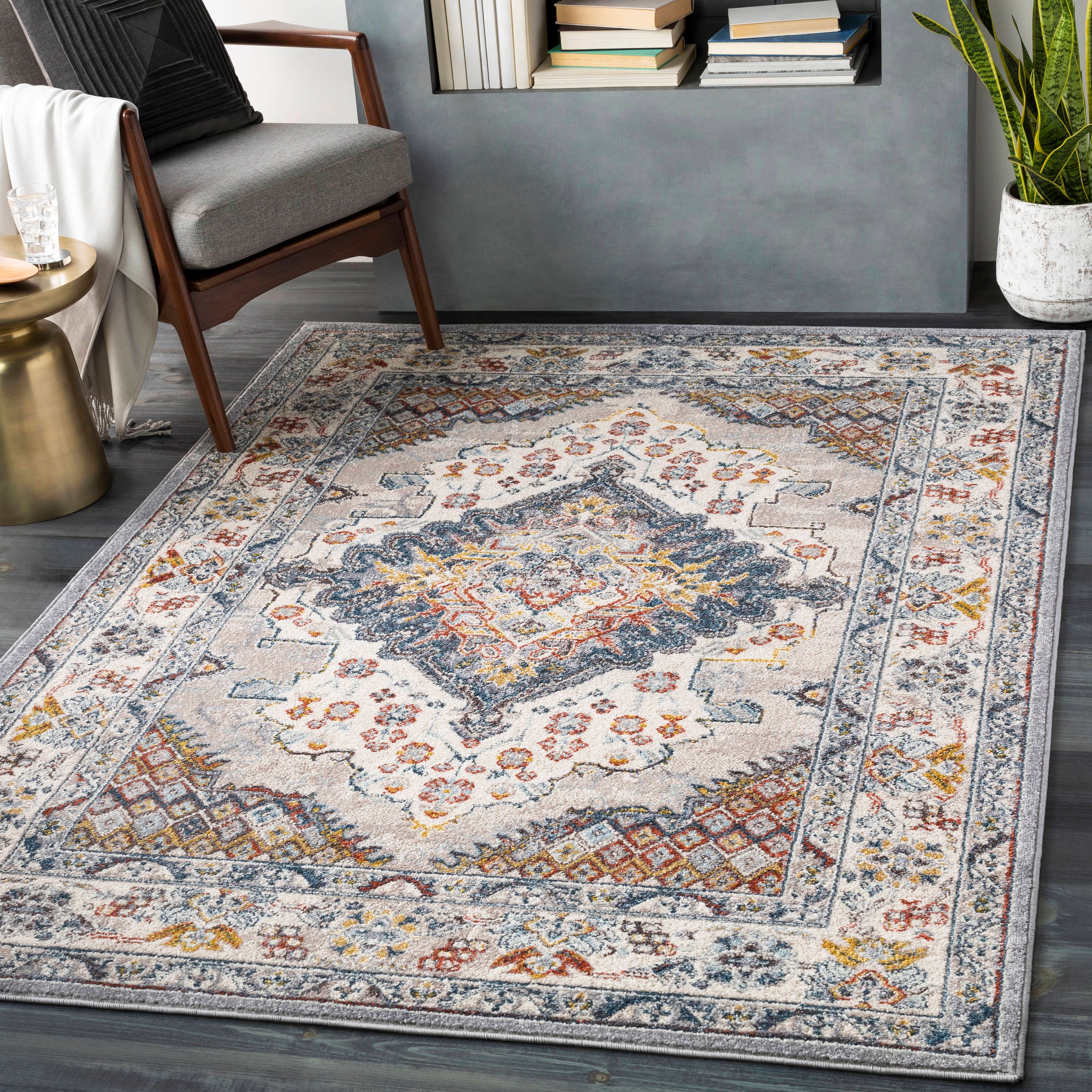 Reversible Square Gray Easy-Care Polypropylene Rug 6'7"