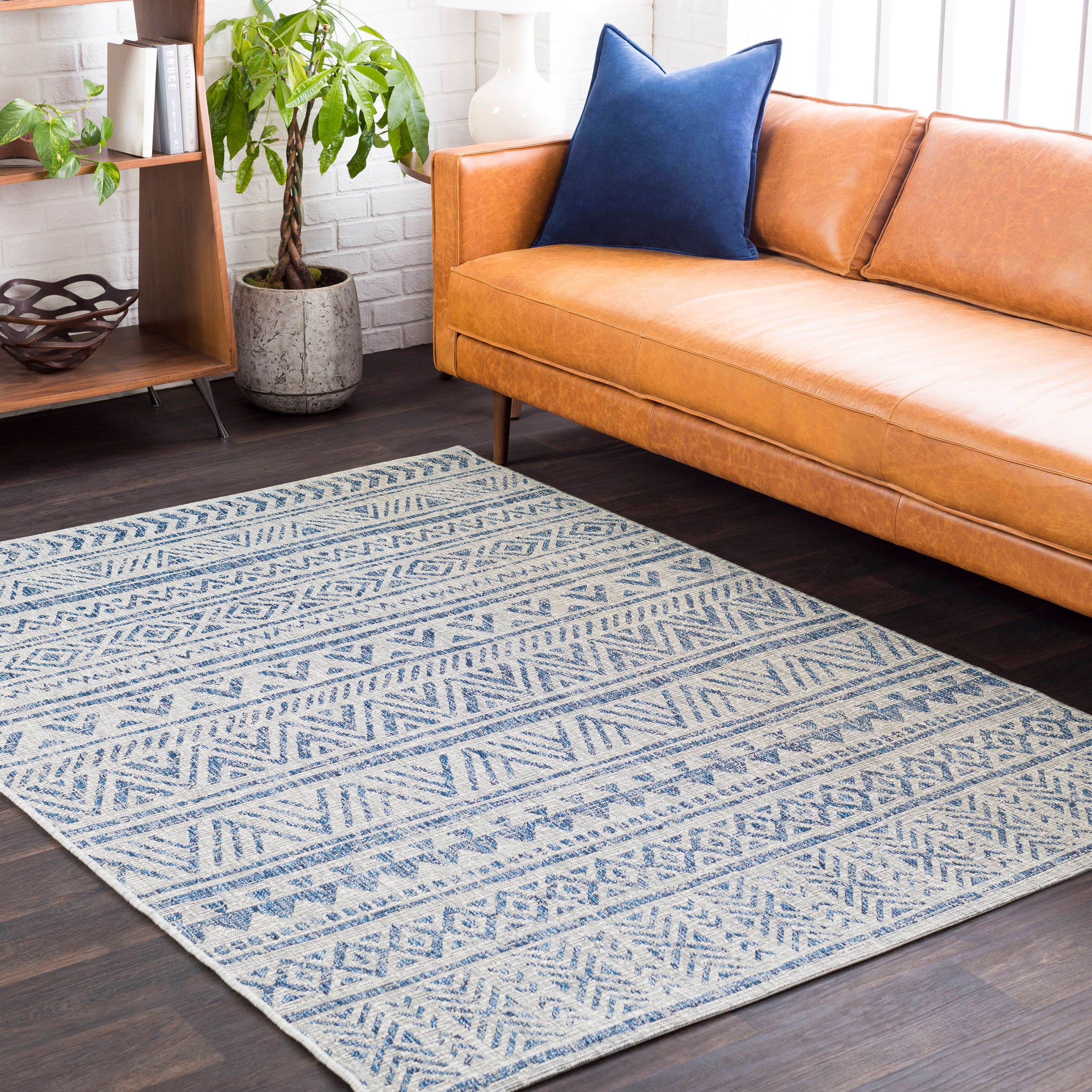 Reversible Blue Synthetic Rectangular Outdoor Rug 5'3" x 7'6"