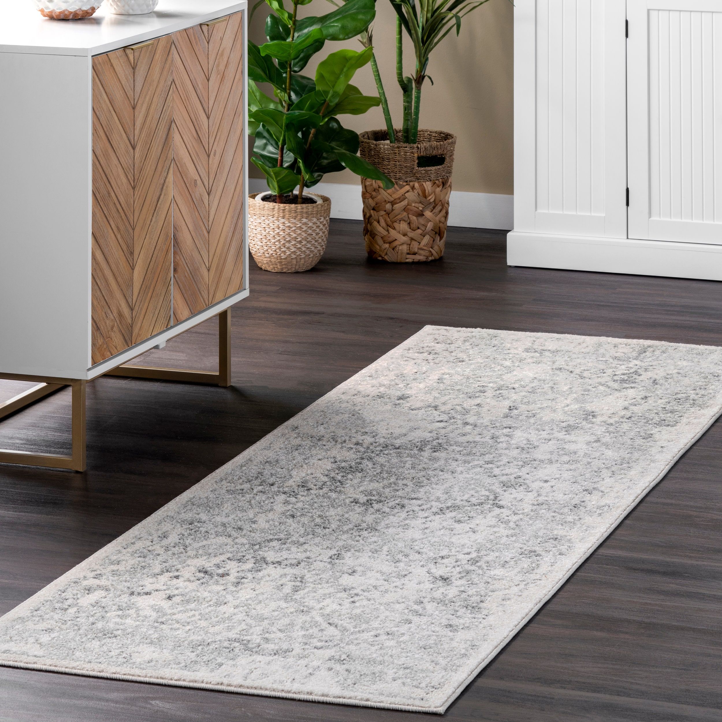 Ivory Floral Synthetic Reversible Runner Rug