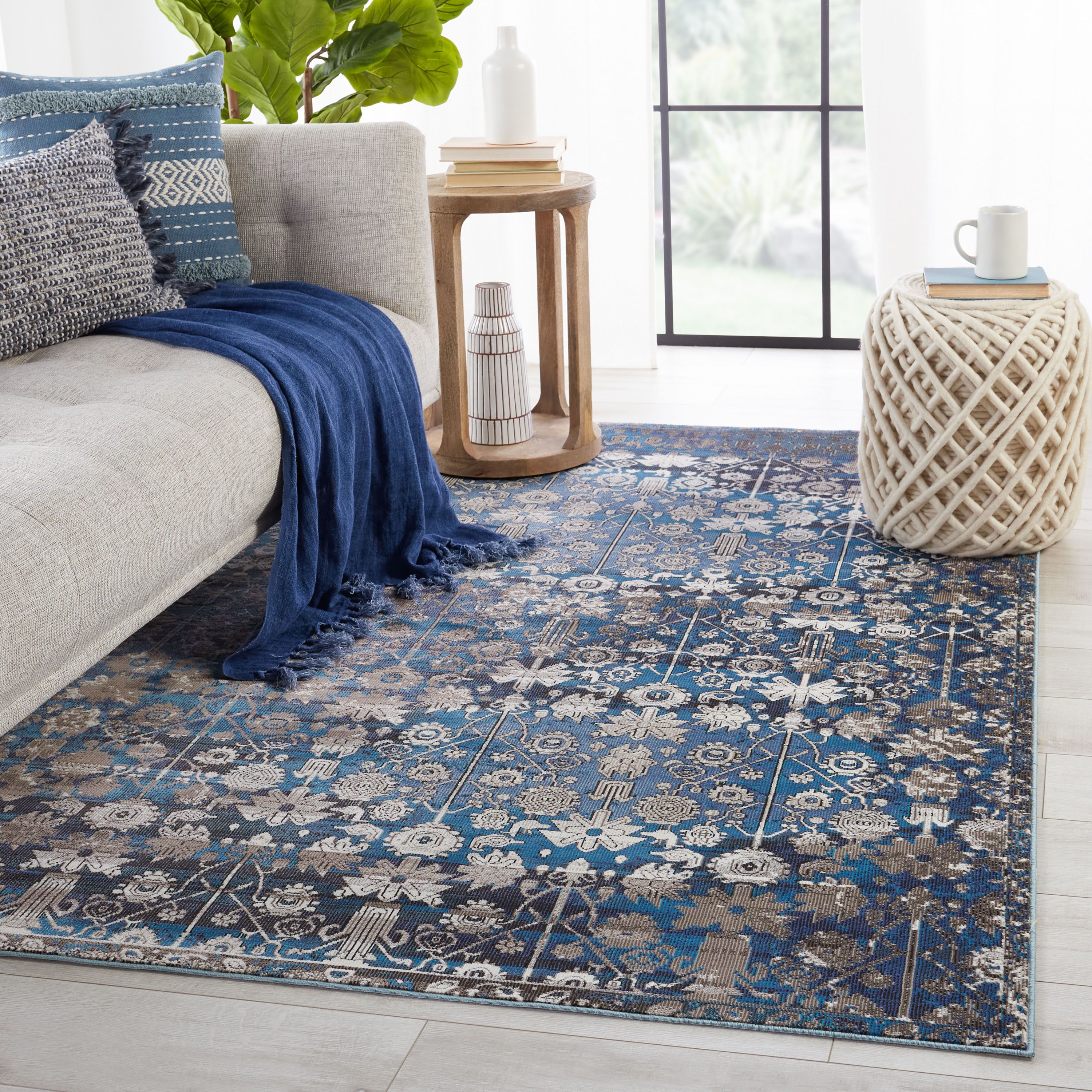Borealis Izar 9' x 12' Blue Synthetic Tufted Area Rug