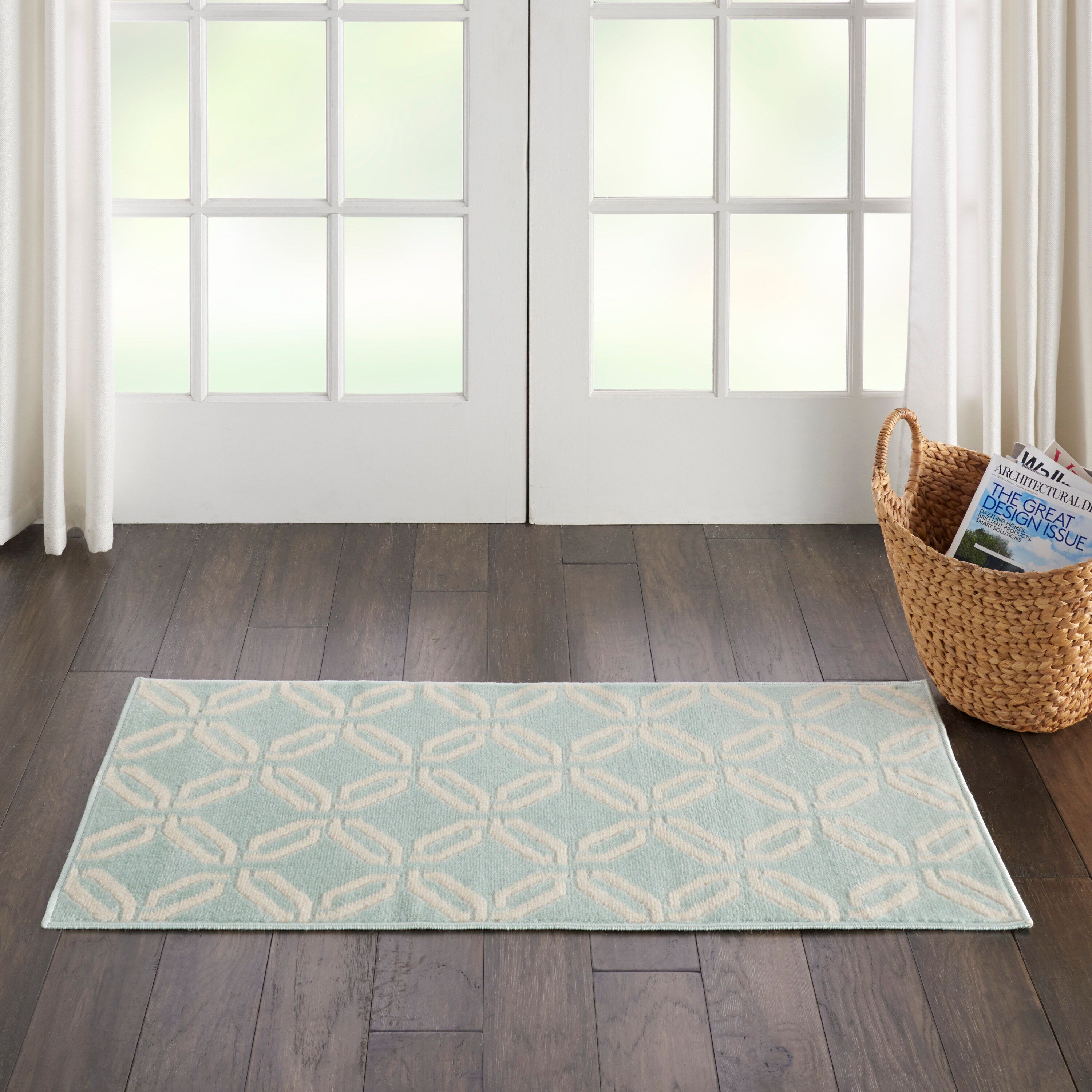 Green Trellis Synthetic Reversible 2' x 4' Area Rug