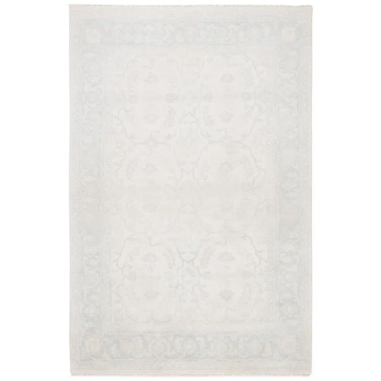 Montaigne Aged Blue 6' x 9' Hand-Knotted Wool Rug