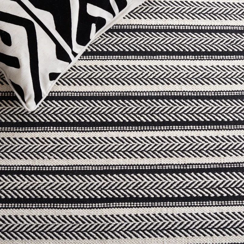 Montauk Coastal Black Stripe Handwoven Wool-Cotton Rug 3'x5'