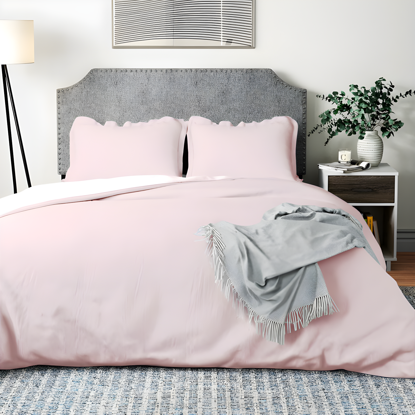 Pale Pink and White Reversible Microfiber Full/Queen Duvet Cover Set