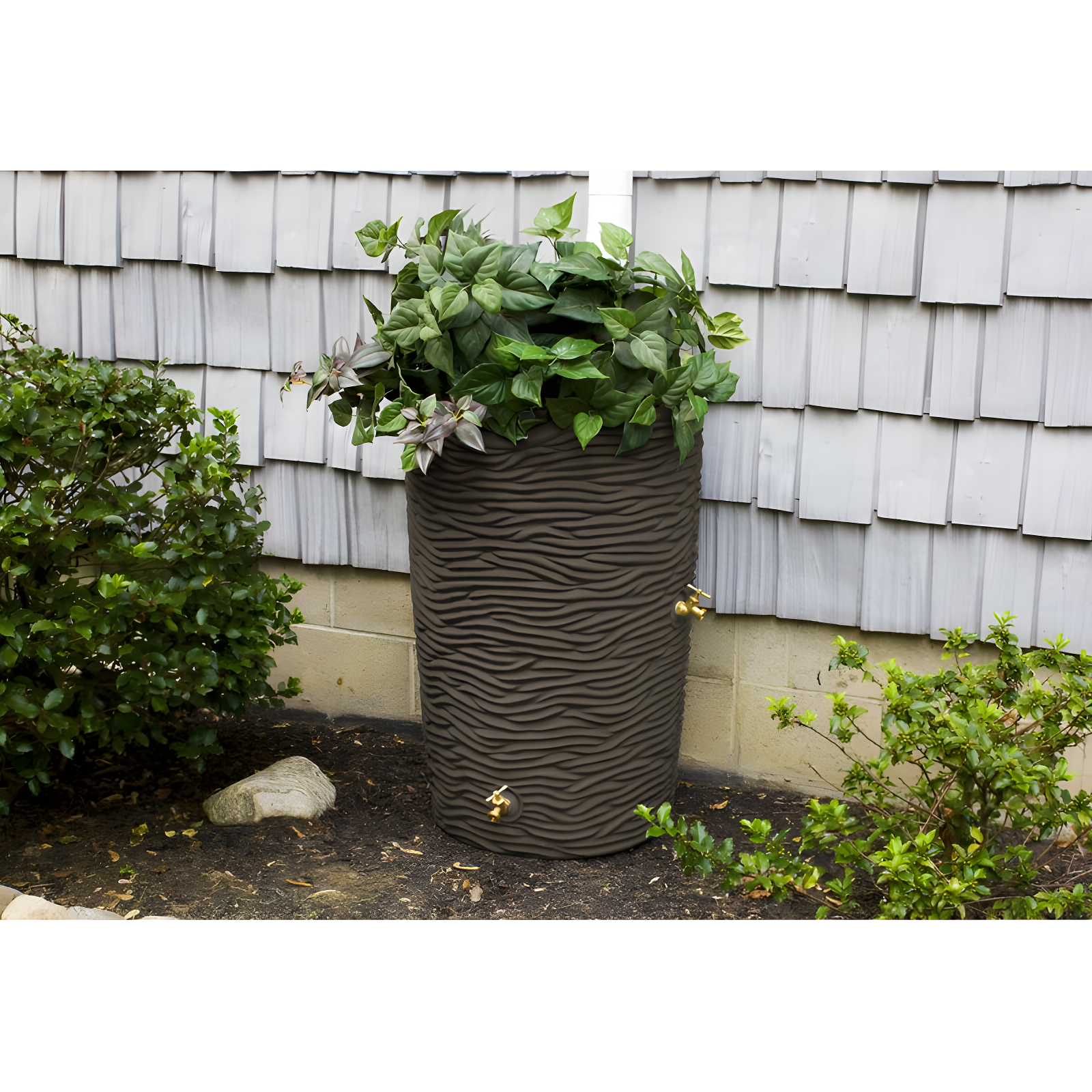 Oak 50 Gallon Plastic Planter Rain Barrel